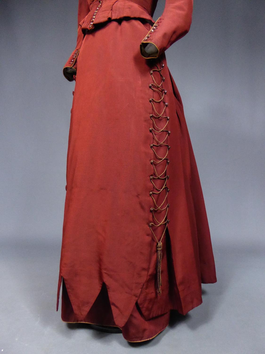 A Edwardian Faille Silk Amazon Bodice and Skirt Set  - England late 19th century 3