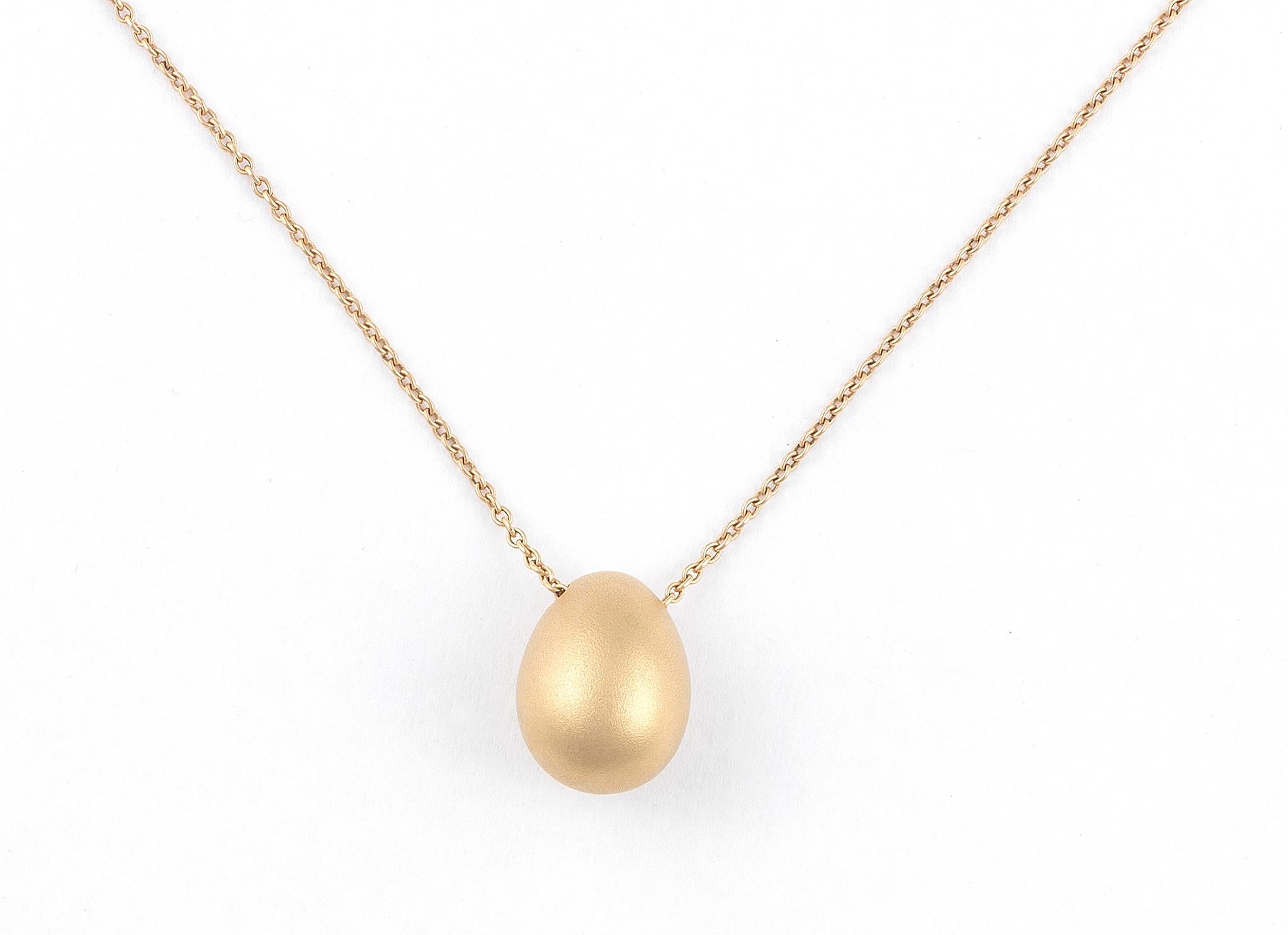 Contemporary Egg Pendant Necklace, by Pomellato