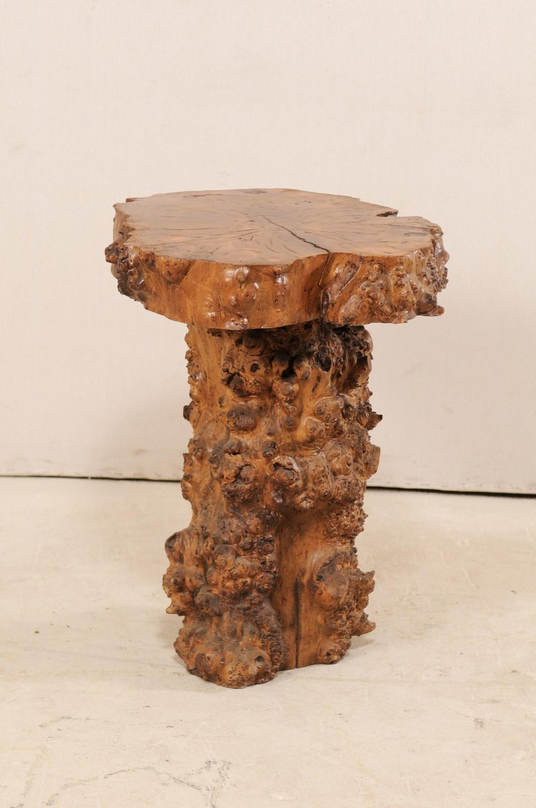 European Live-Edge Burl Side Table with Slab Top & Knobby Texture, Early 20th C. For Sale 4