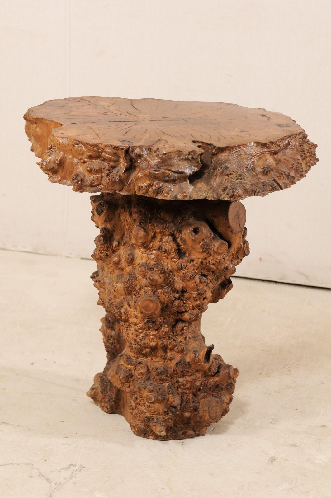 European Live-Edge Burl Side Table with Slab Top & Knobby Texture, Early 20th C. In Good Condition For Sale In Atlanta, GA