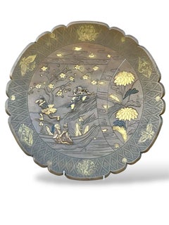 A Exceptional Bronze and Mixed-Metal Charger Depicting a Scene from the Suikoden