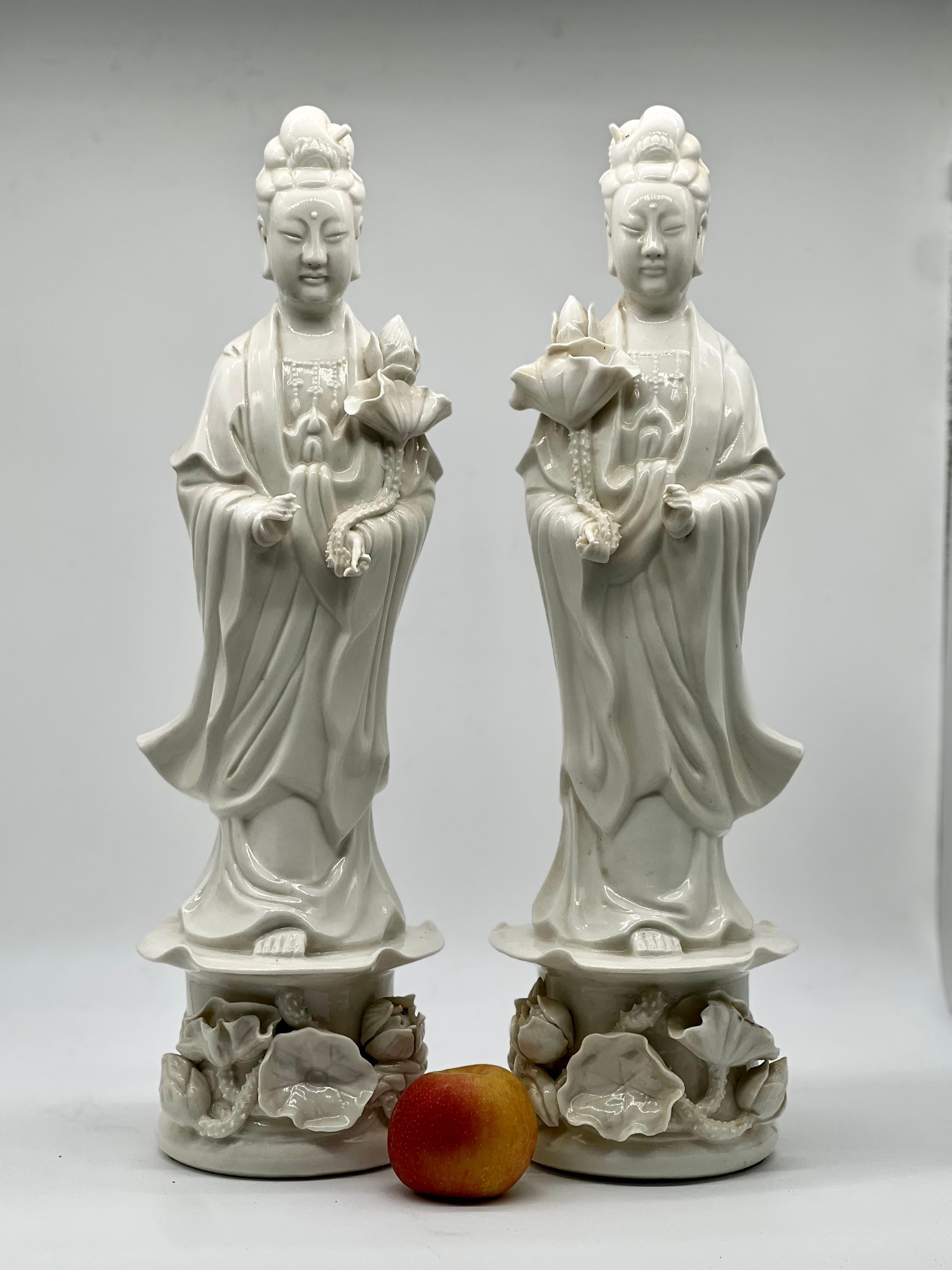 Exquisite and Large Pair of Blanc De Chine Statues of Guanyin, Republic Period For Sale 4