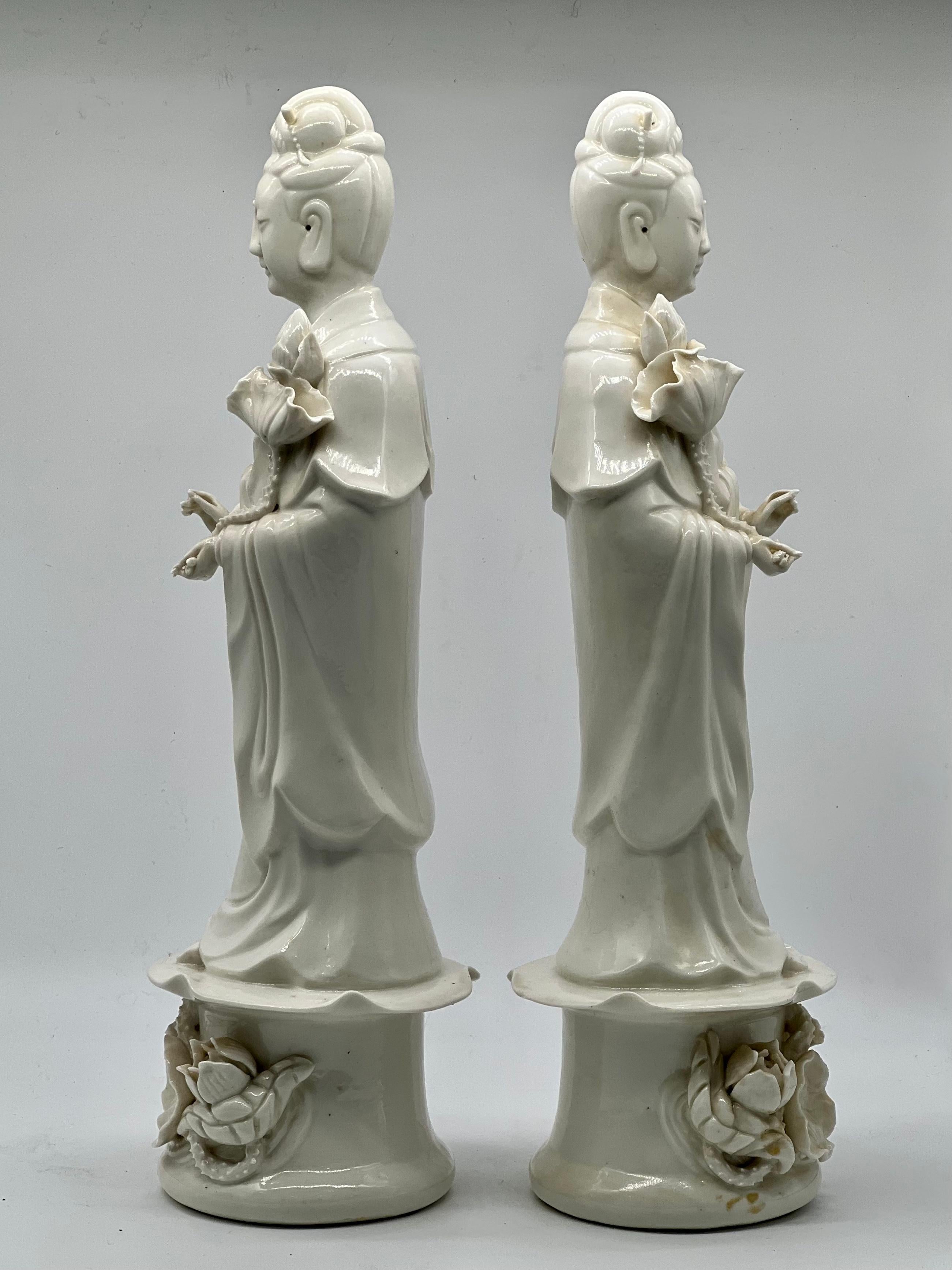 Exquisite and Large Pair of Blanc De Chine Statues of Guanyin, Republic Period For Sale 9