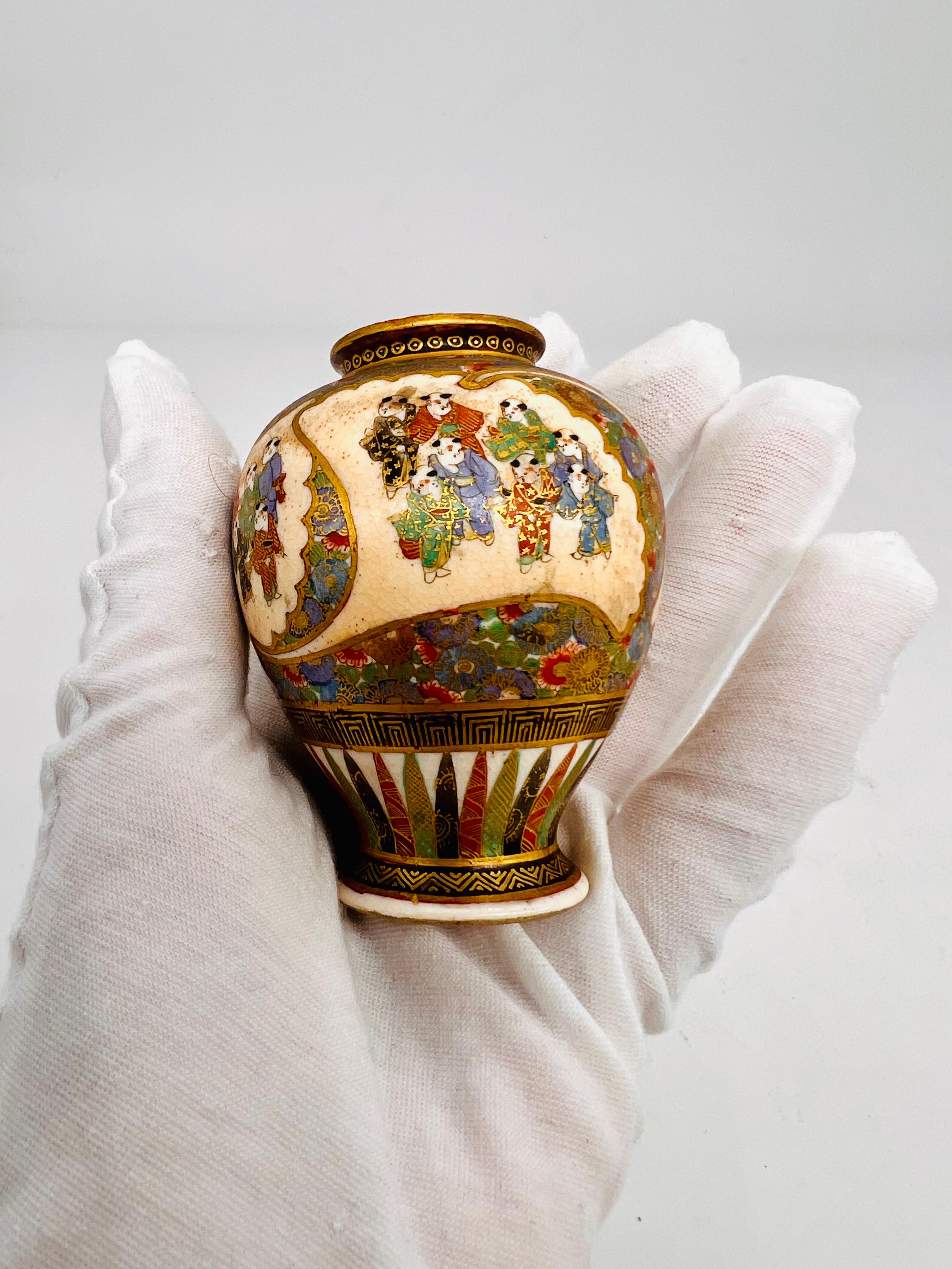 A Exquisite example of A Satsuma miniature vase by Kinkozan. Meiji Period 6