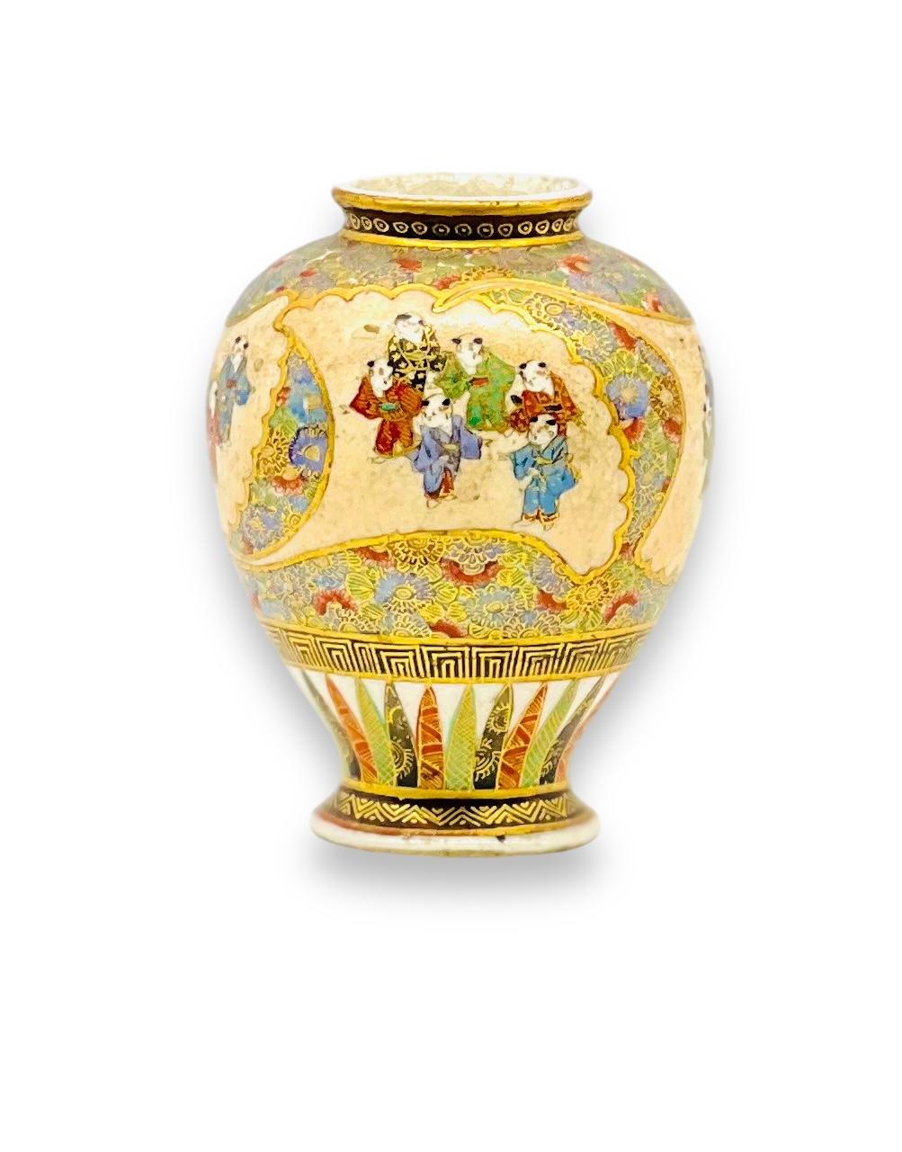 
A Exquisite example of A Satsuma vase by Kinkozan. Meiji Period


of baluster form and finely enamelled with opposing shaped panels of children at play on a Millefleur background.


Signed Kinkozan.


In excellent condition.


Size: H-7 cm