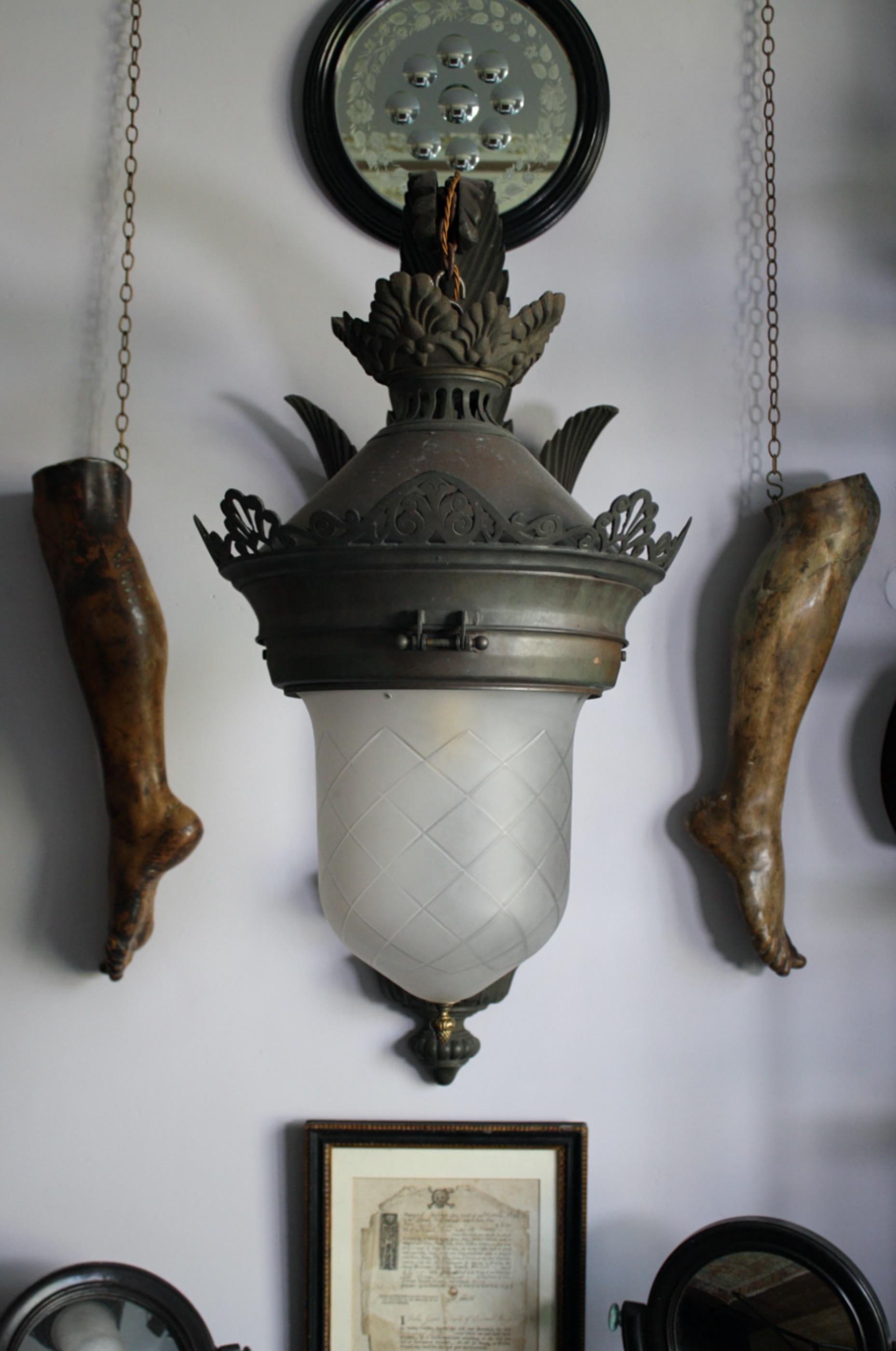 Extra Large 19th Century Bronze Wall Lantern Palais Du Justice, Brussel For Sale 2