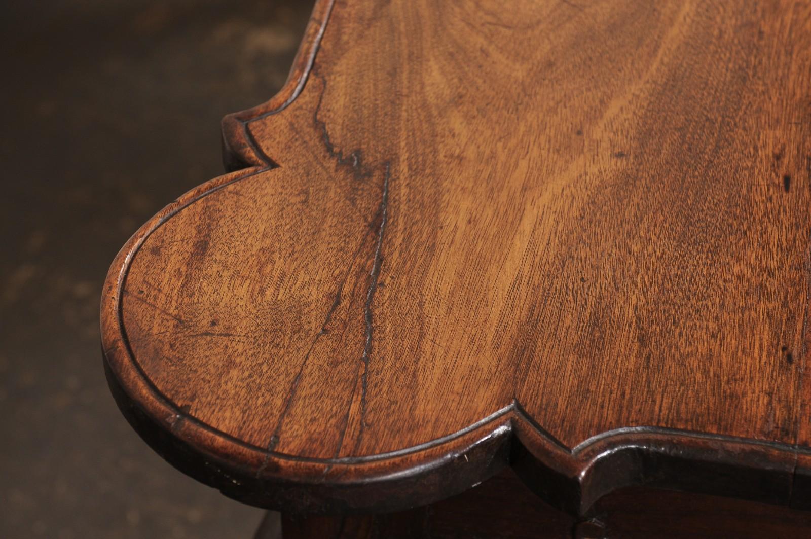 A Fabulous 18th C. Portuguese Walnut Console or Library Table (All Sides Carved) In Good Condition For Sale In Atlanta, GA