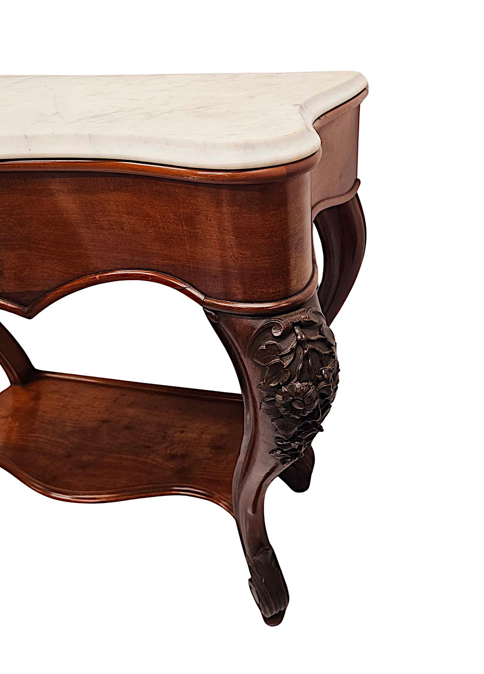 Un favoloso tavolo da console con piano in marmo del XIX secolo in vendita 1
