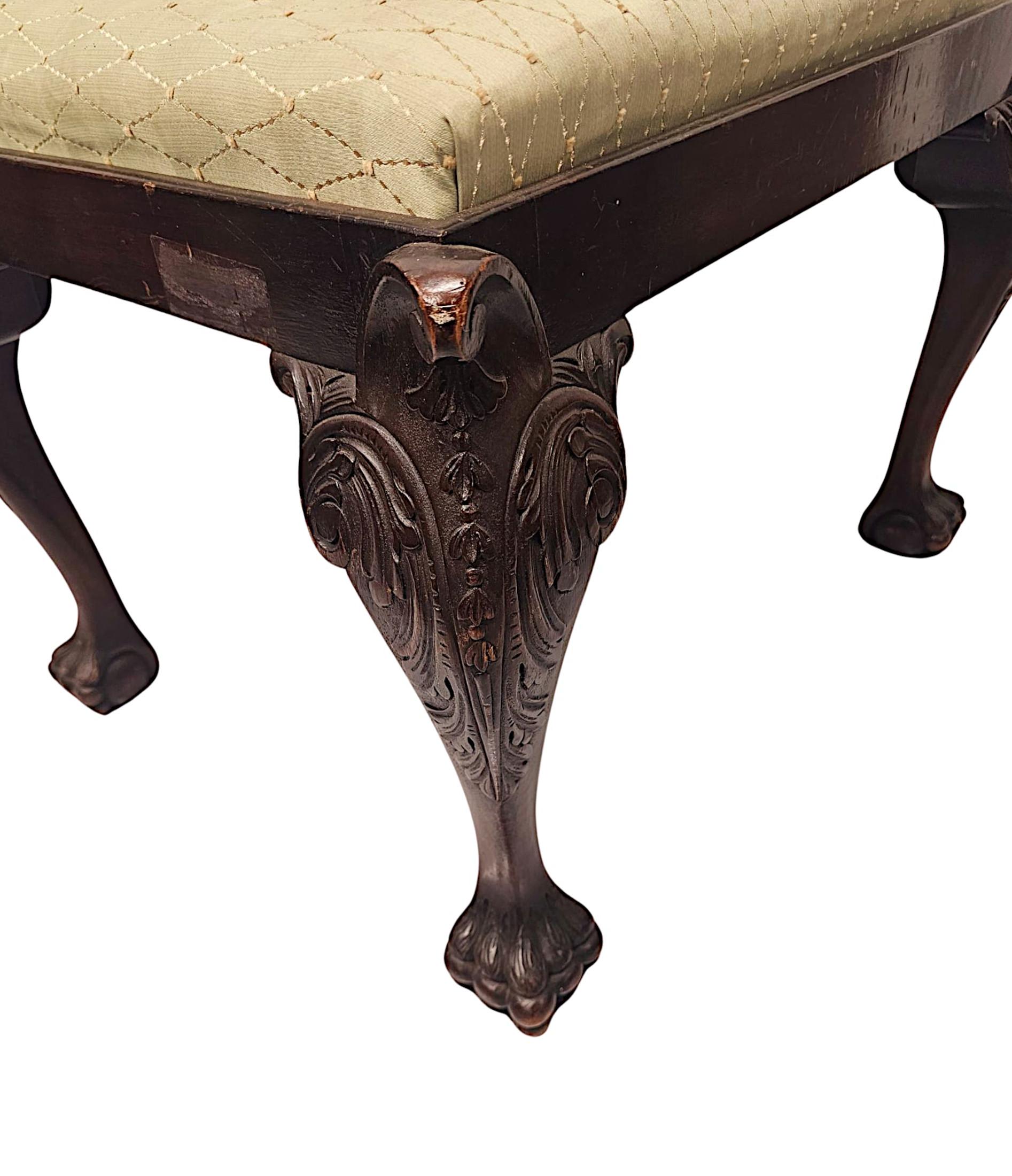 20ième siècle Fabuleux tabouret du début du 20e siècle dans le style irlandais géorgien en vente