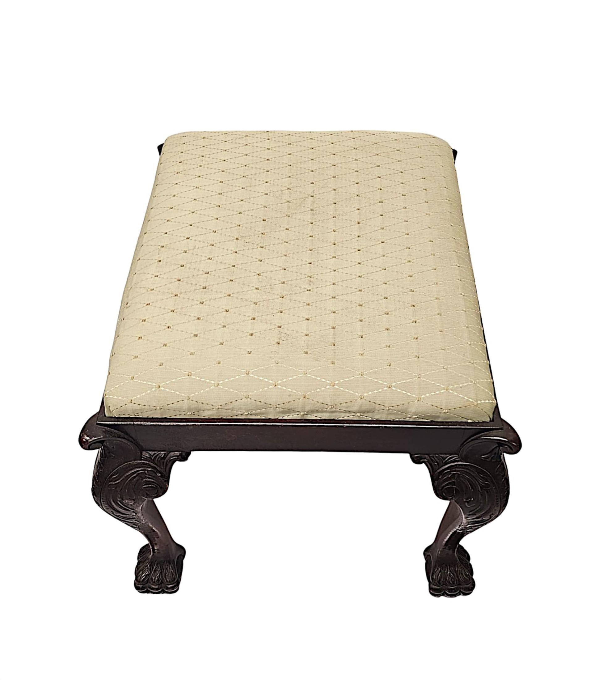 Fabuleux tabouret du début du 20e siècle dans le style irlandais géorgien en vente 3