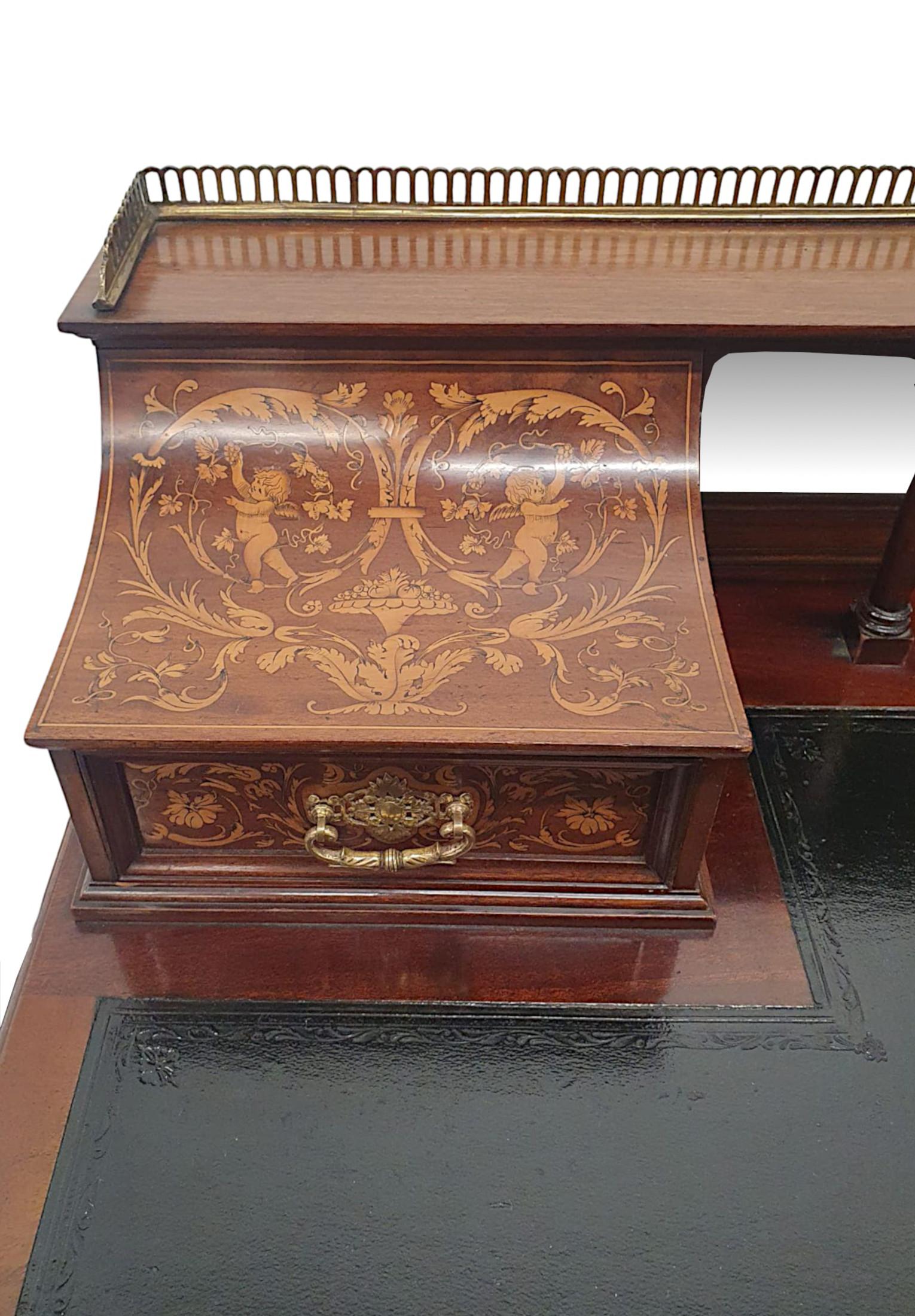 A Fabulous Edwardian Desk attributed to Edward and Roberts In Good Condition For Sale In Dublin, IE