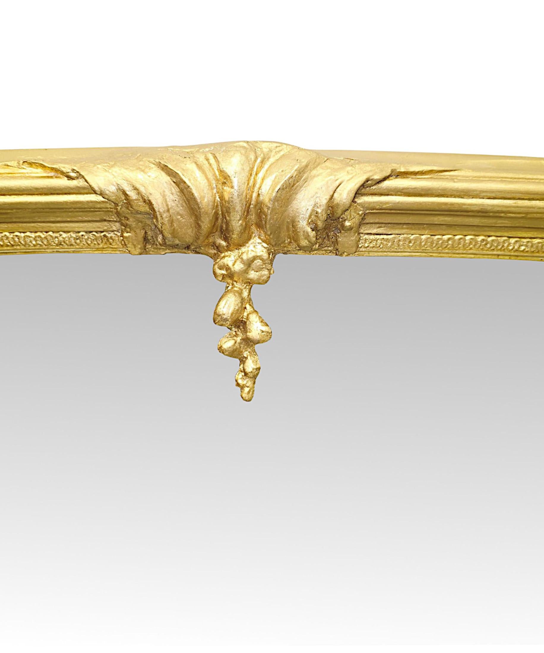 Anglais Fabuleux grand miroir à trumeau en bois doré archtop du 19e siècle en vente