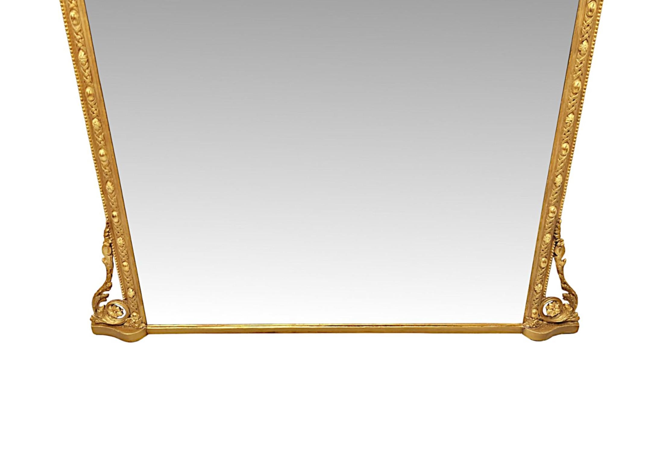 Fabuleux grand miroir de trumeau en bois doré du 19ème siècle avec cartouche central Bon état - En vente à Dublin, IE