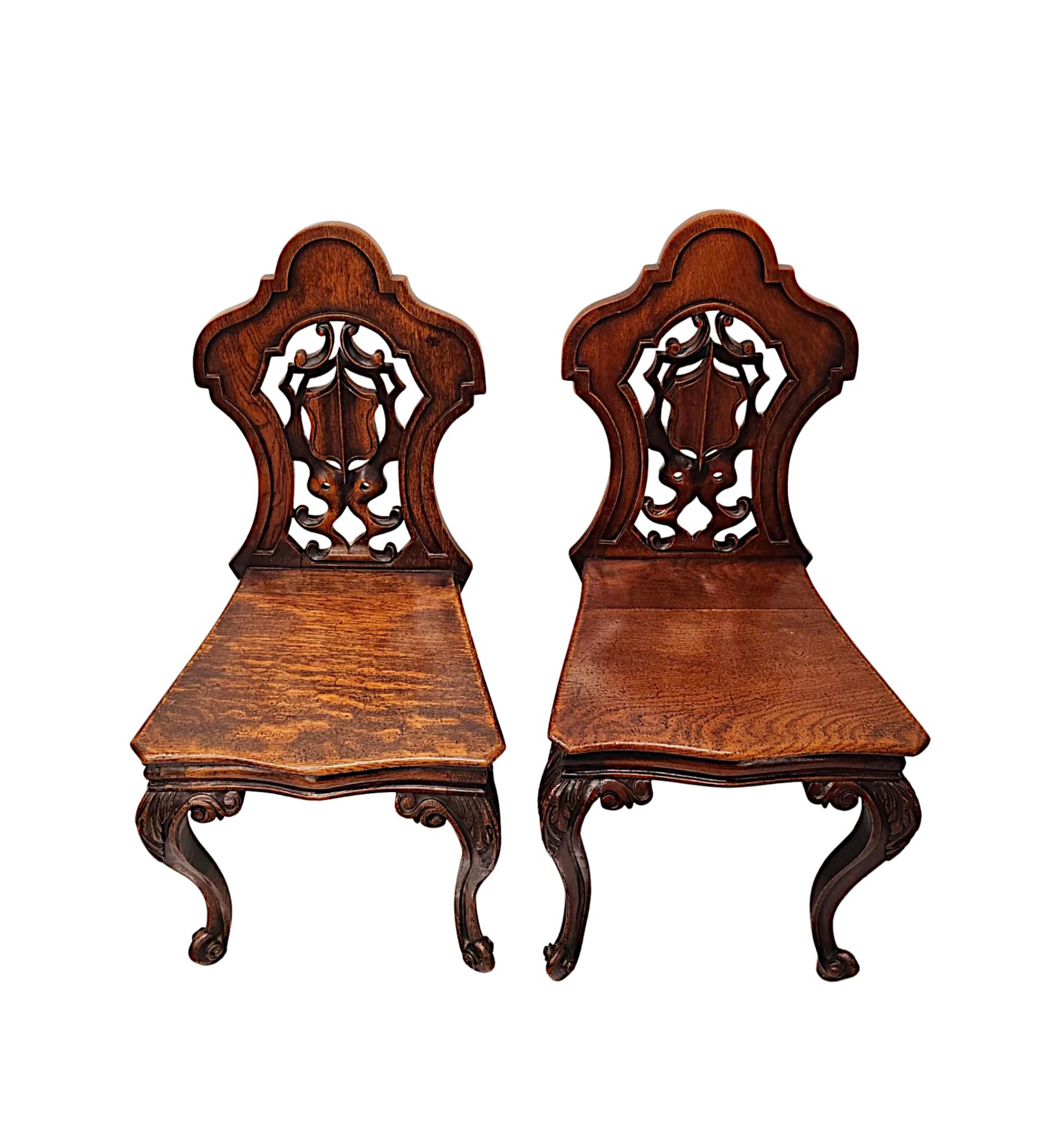  A Fabulous Pair of 19th Century Oak Hall Chairs In Good Condition For Sale In Dublin, IE