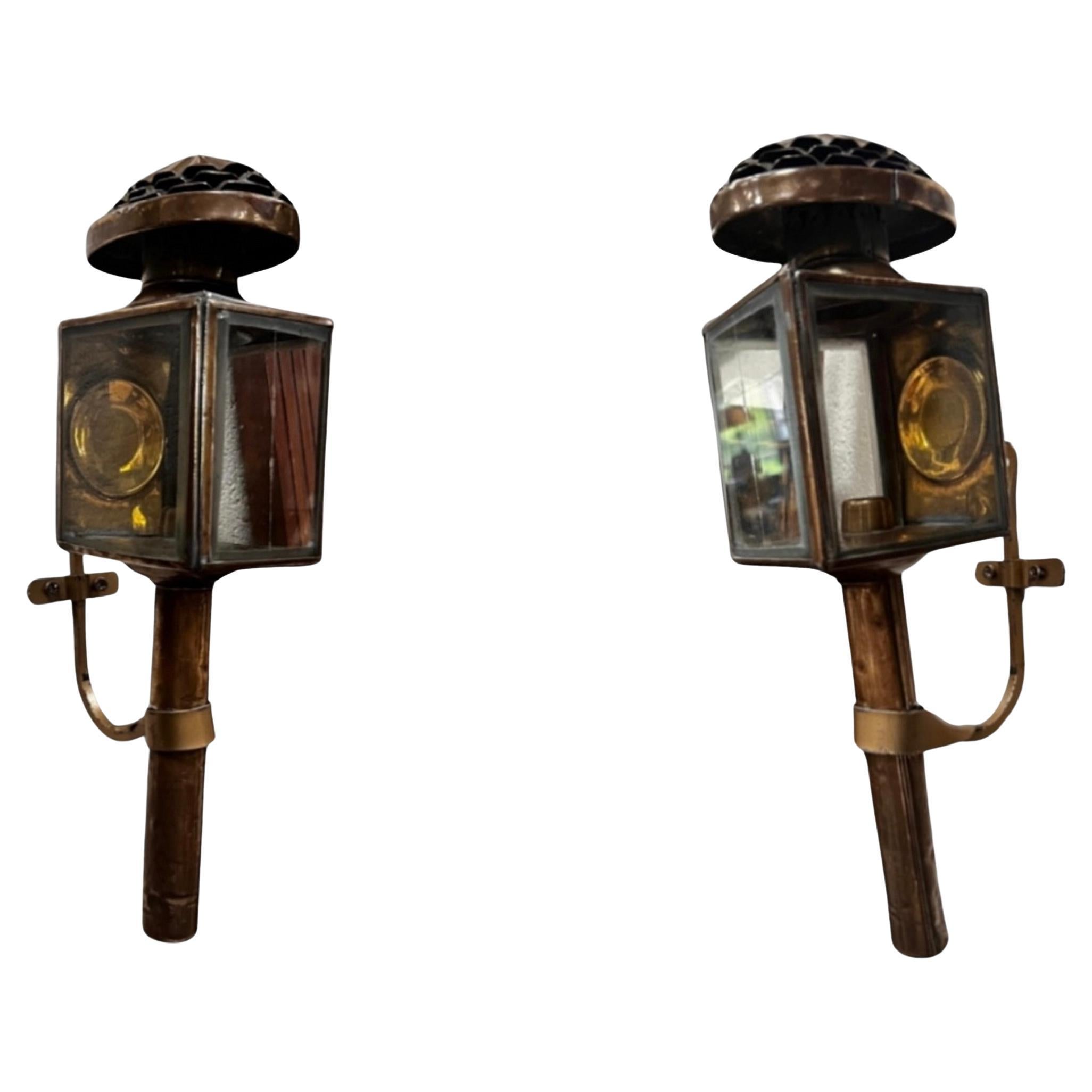 Fabuleuse paire de lampes de coaching du 19ème siècle en vente