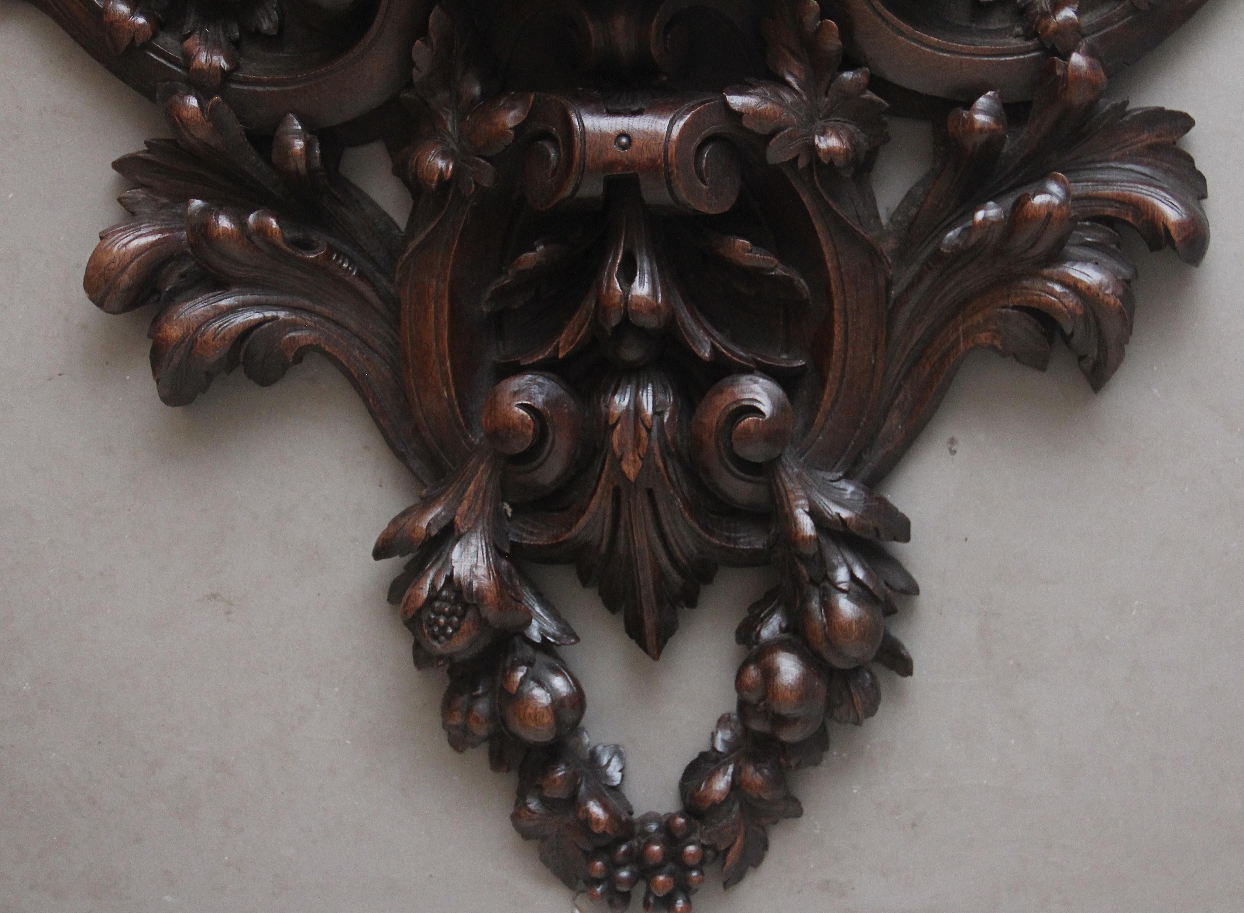 A fabulous quality 19th Century French carved oak wall clock For Sale 7