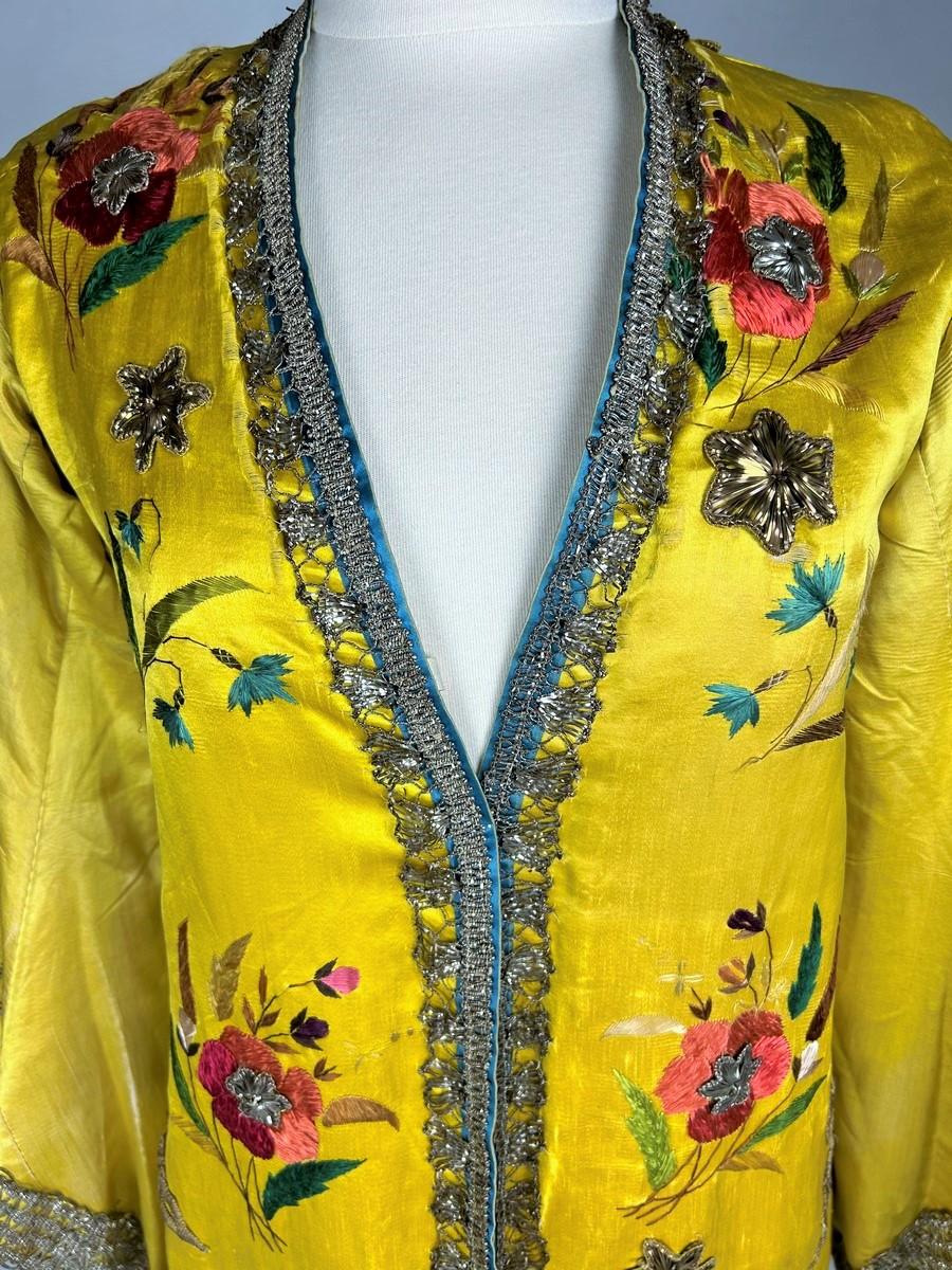 A Fancy kaftan in Yellow Embroidered Satin - France Circa 1860-1900 7