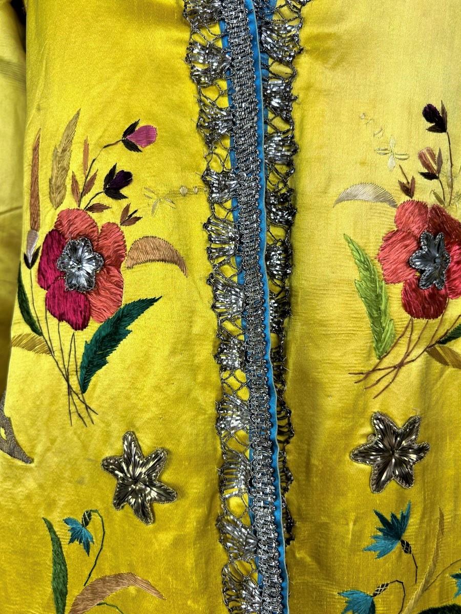 A Fancy kaftan in Yellow Embroidered Satin - France Circa 1860-1900 11