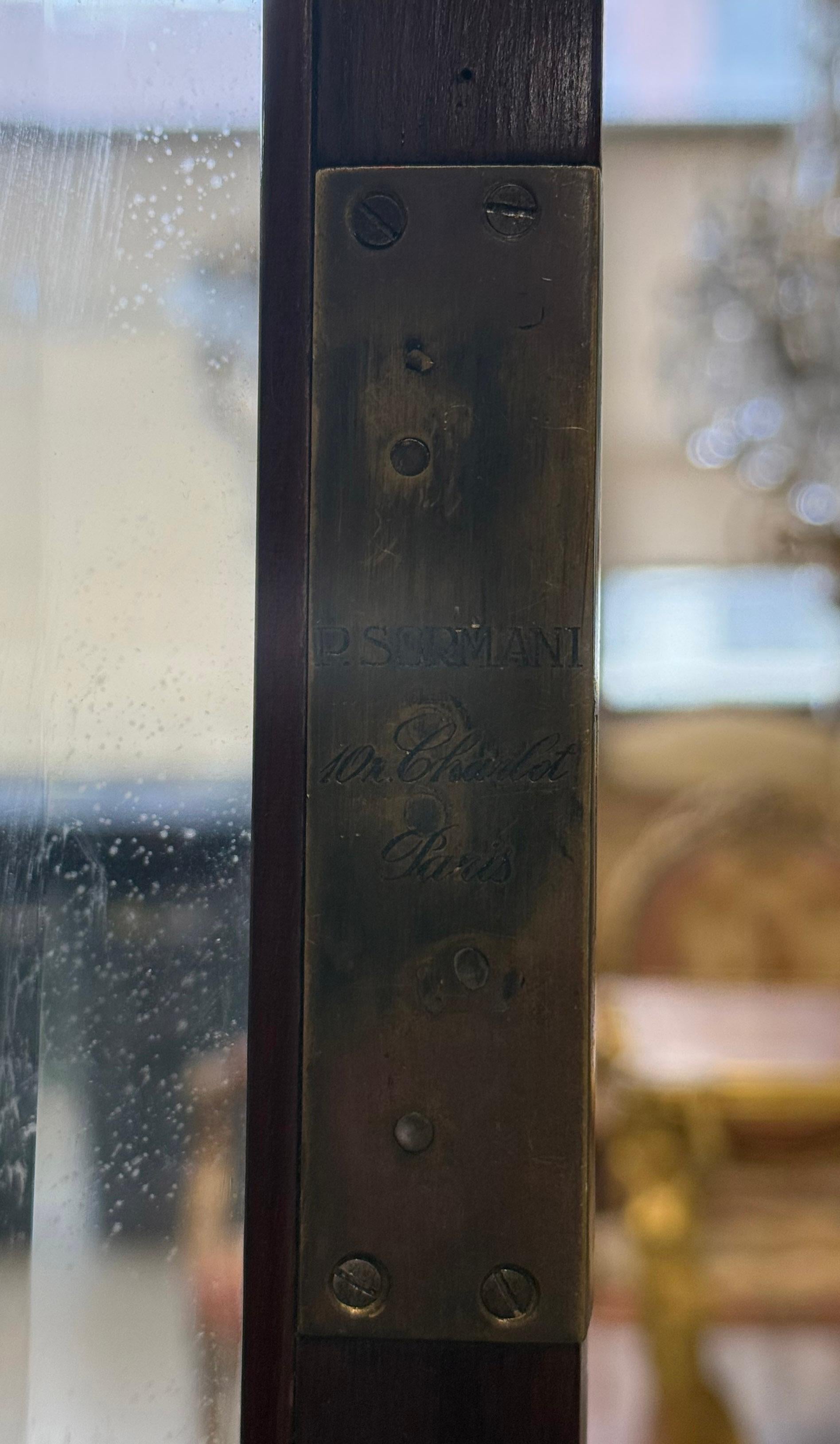 XIXe siècle Fantastique Vitrine de Paul Sormani en vente