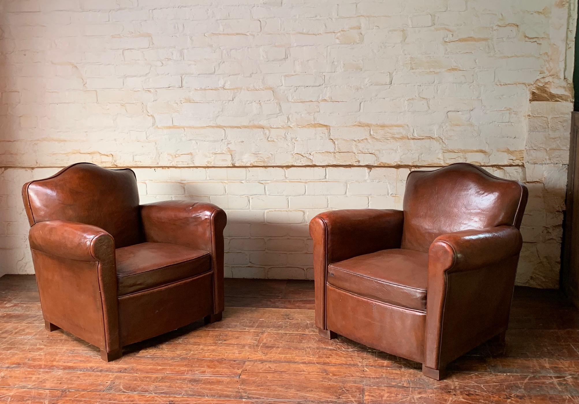 A Fantastic Pair of French leather Club Chairs Chapeau de Gendarme models C1950 For Sale 3