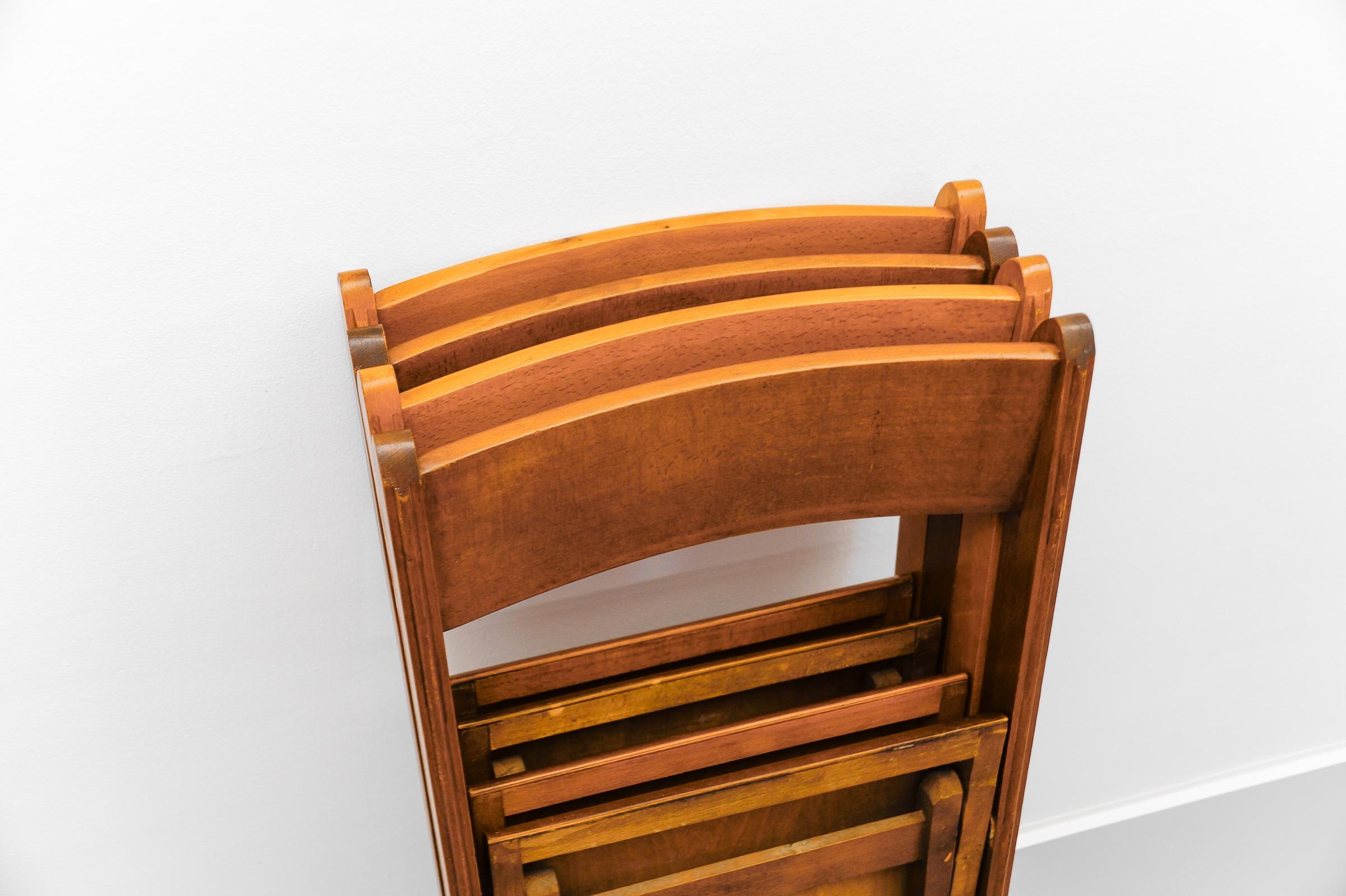 A Fantastic Set of 4 German Cinema Wooden Folding Chairs from the 40s / 50s 5