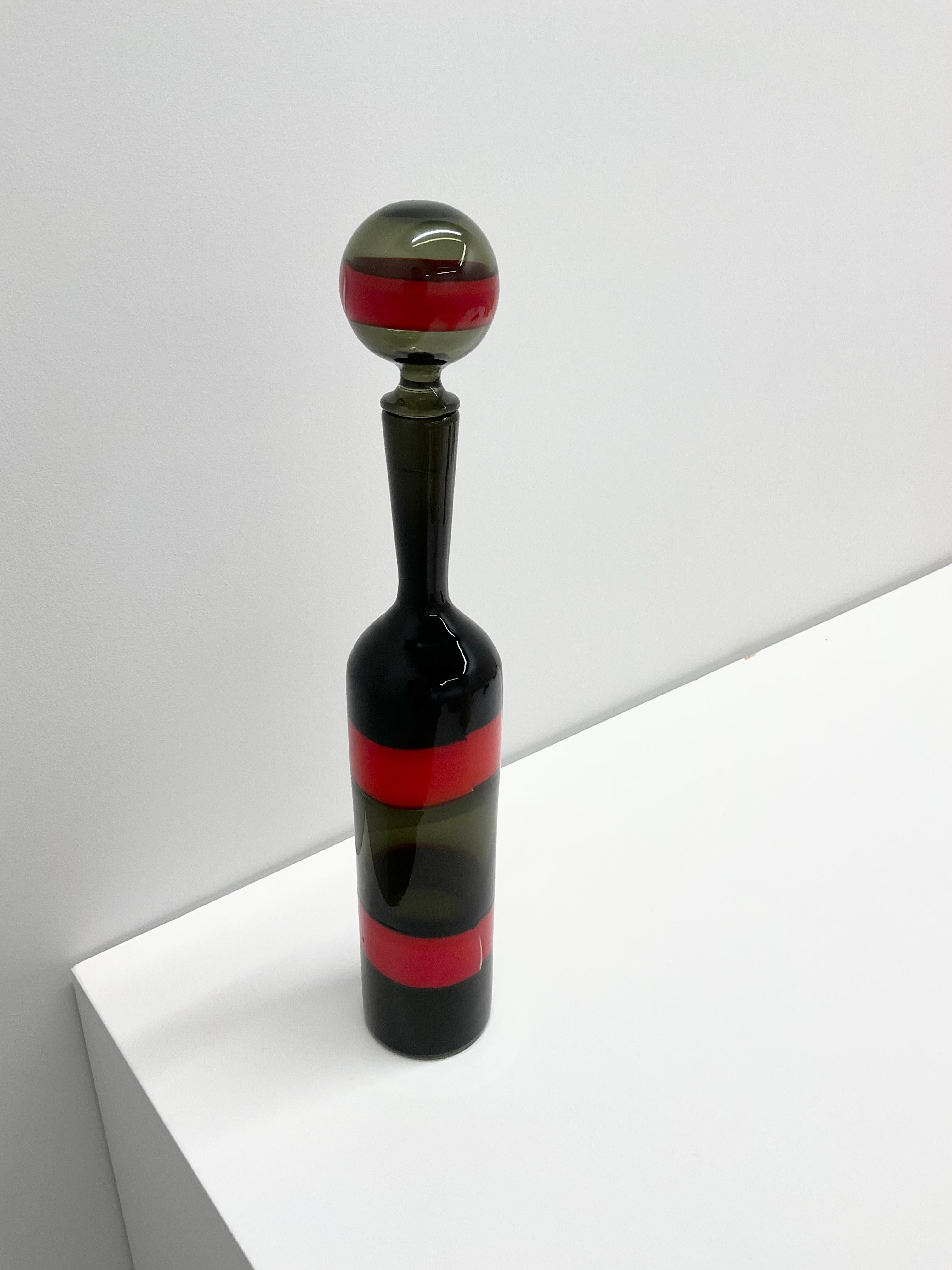 Fasce “Orizzontali” Stoppered Bottle by Fulvio Bianconi, 1960s In Excellent Condition For Sale In Skokie, IL