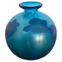 A. Faucci Blue Art Glass Vase mit eingraviertem Blumenmuster