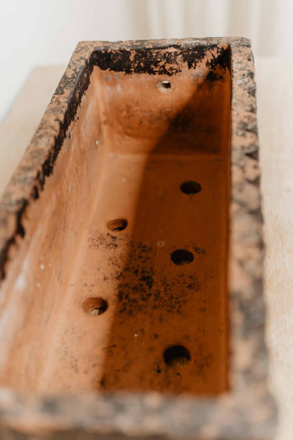 Faux Timber Painted Terra Cotta Planter, England, Late 19th Century in vendita 3