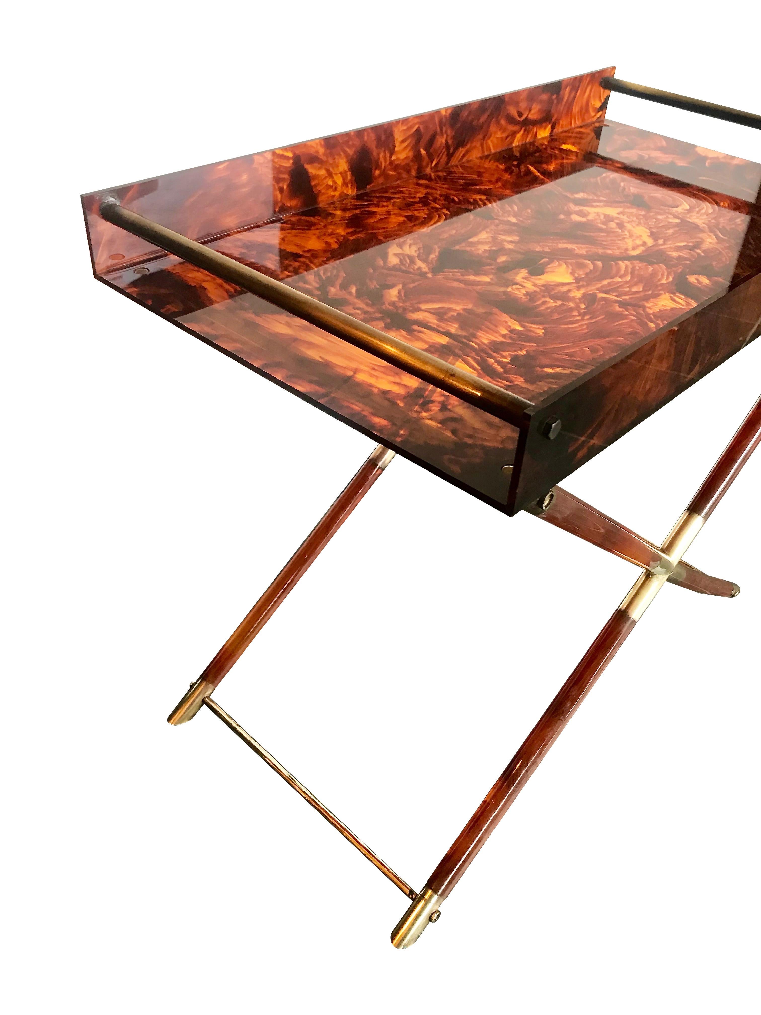 Faux Tortoiseshell Side Table with Brass Detailing (Ende des 20. Jahrhunderts)