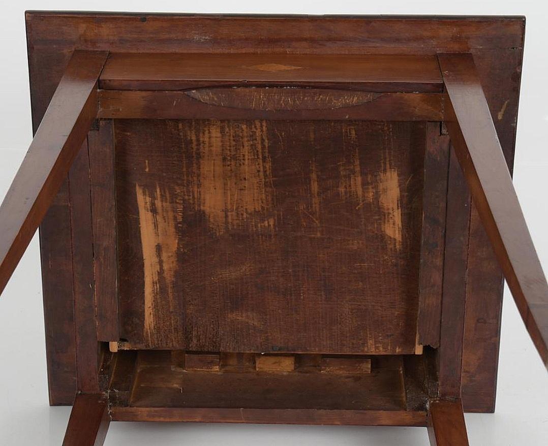 Early 19th Century  Federal Cherry One Drawer Stand With Inlay American For Sale