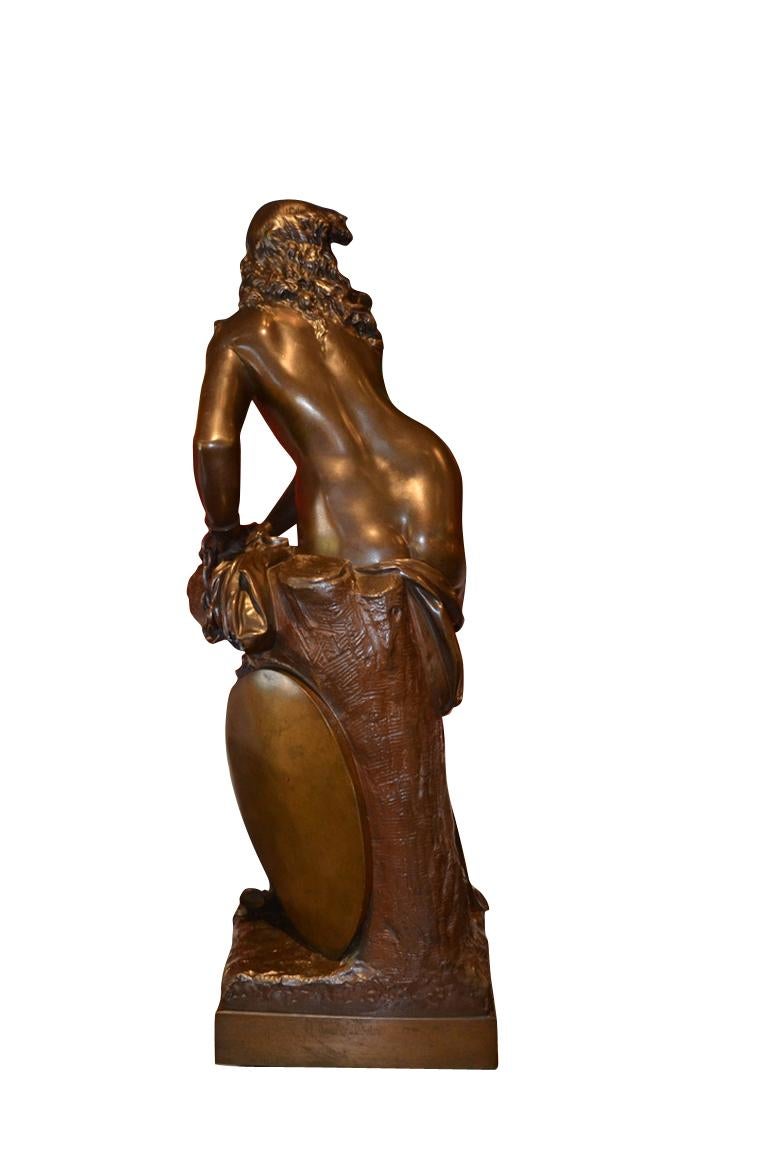 Français Statue figurative en bronze représentant L' Amazone captive par A. Carrier Belleuse en vente