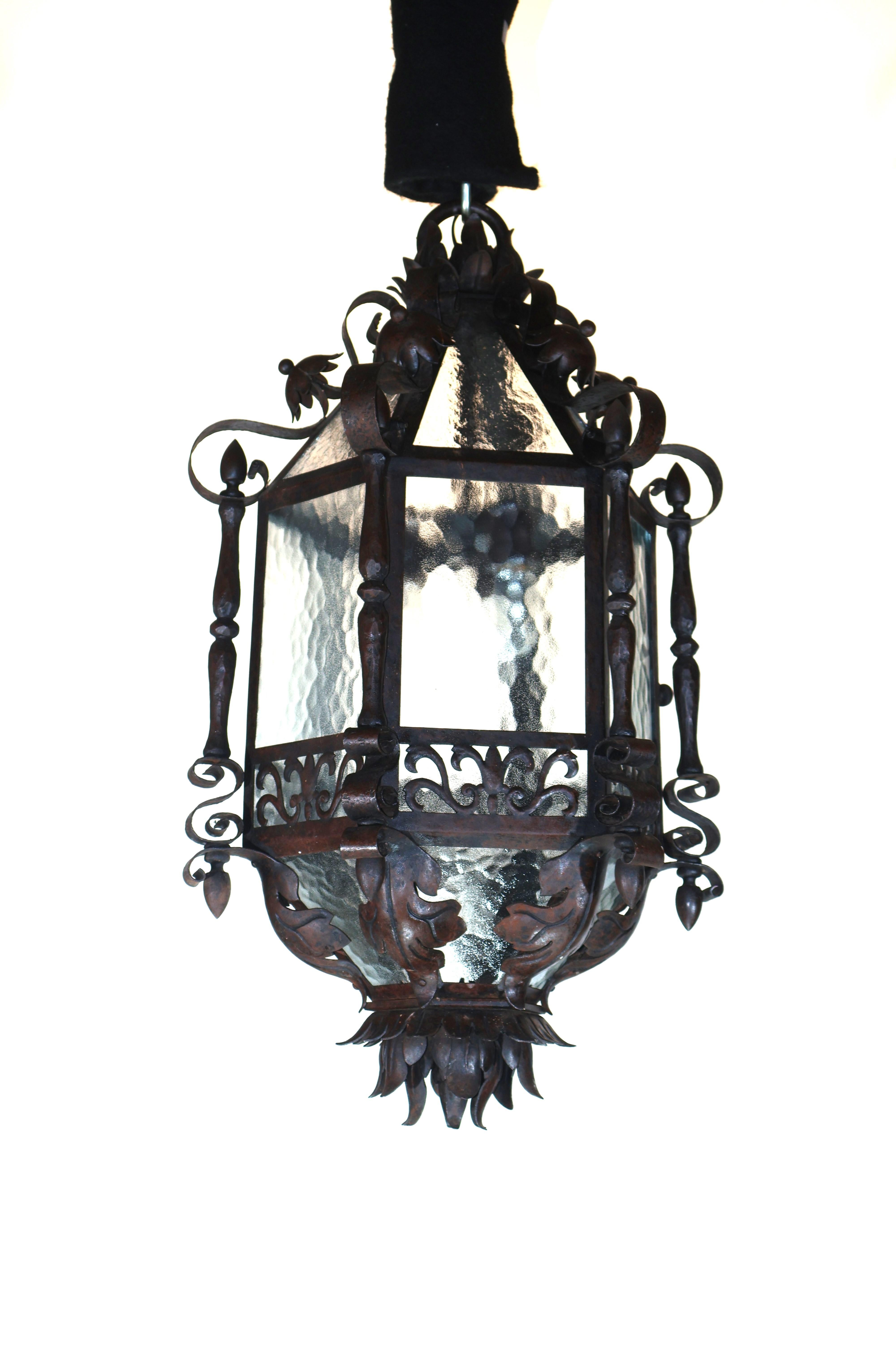 A Find Hand Hammered Iron Lantern In Good Condition For Sale In Atlanta, GA