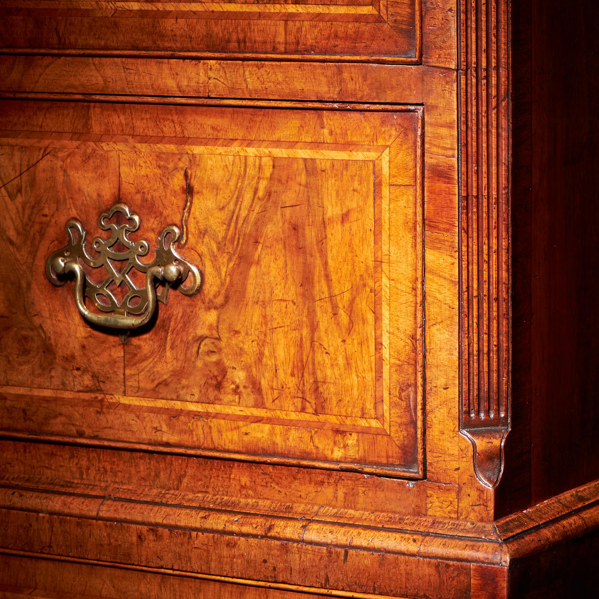 A Fine 18th Century George II Figured Walnut Chest on Chest or Tallboy, 1740 For Sale 5