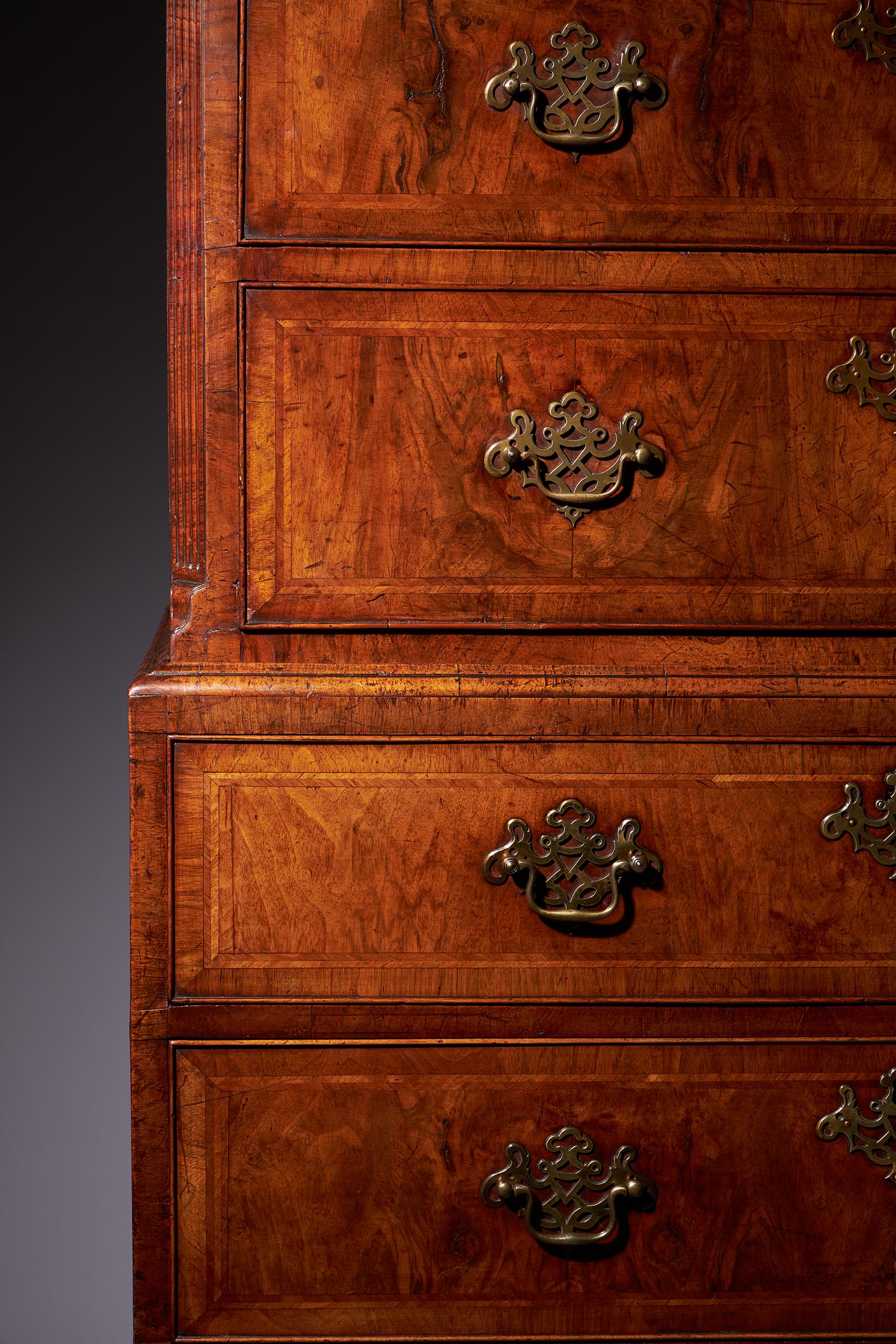 A Fine 18th Century George II Figured Walnut Chest on Chest or Tallboy, 1740 In Good Condition For Sale In Oxfordshire, United Kingdom
