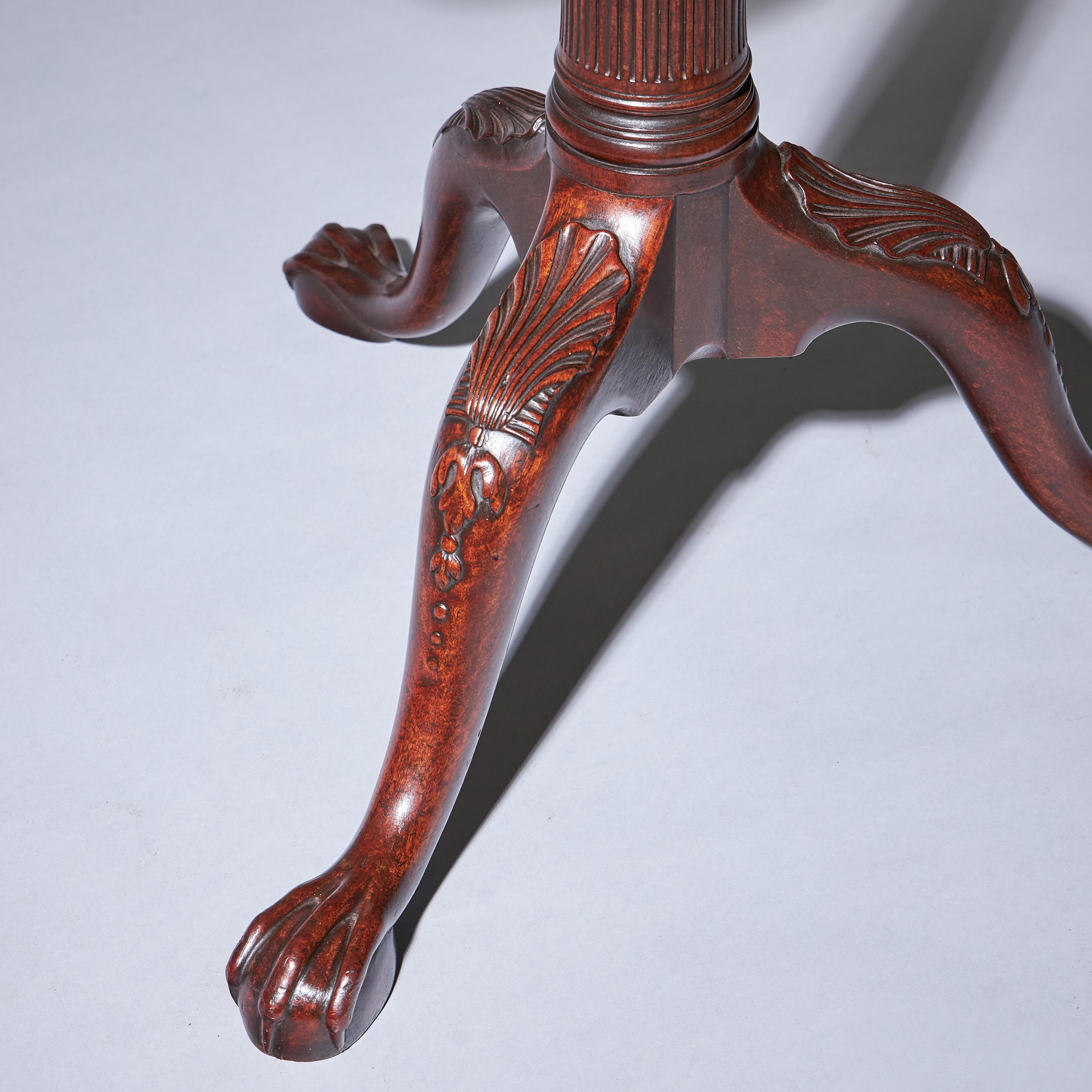Fine 18th Century George II Mahogany Pie-Crust Tripod Table, circa 1750 1