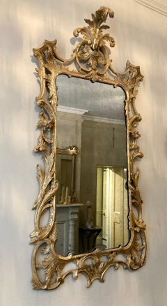 A fine 18th century period carved giltwood Chippendale wall mirror