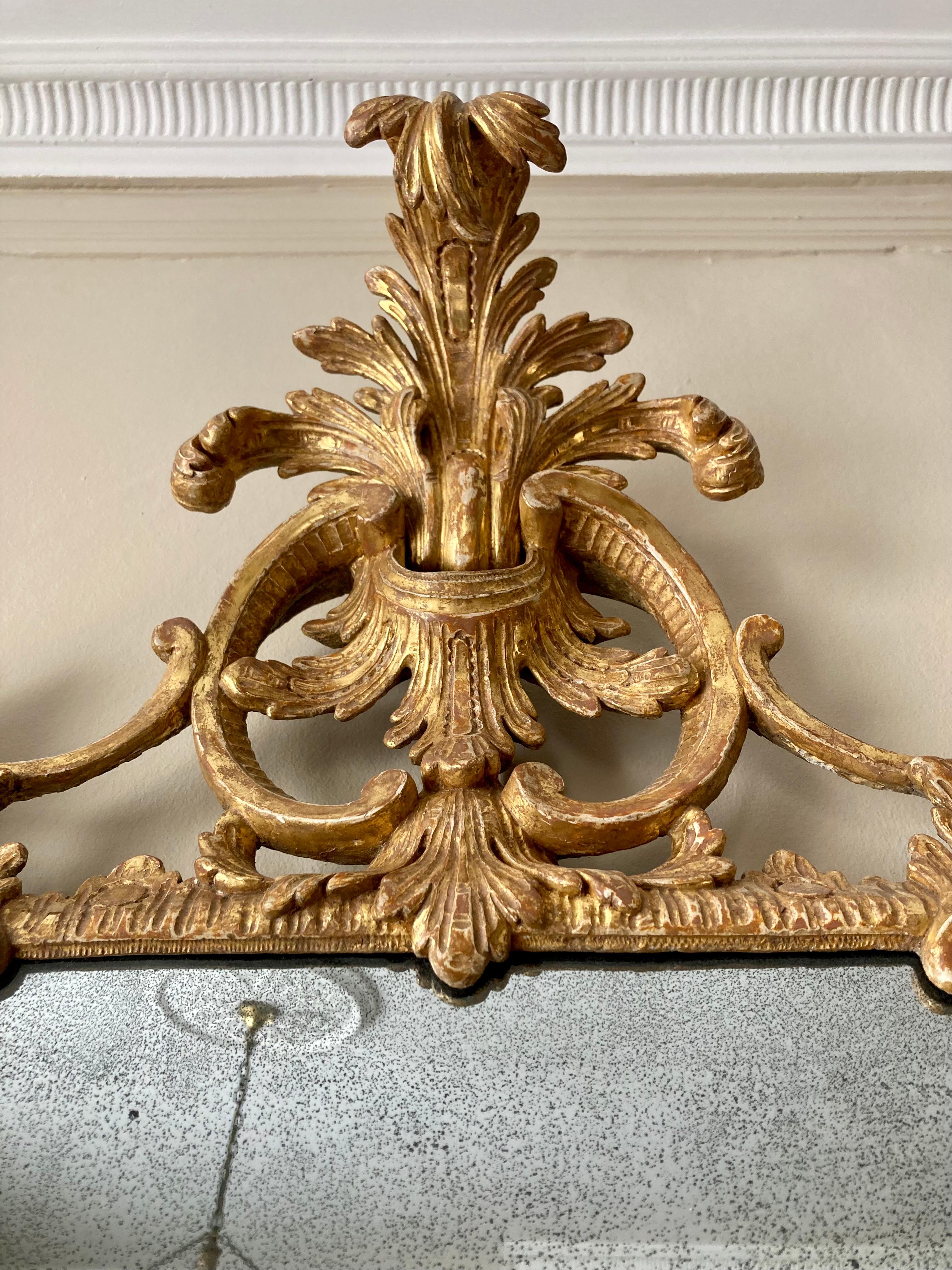 A fine 18th century period carved giltwood Chippendale wall mirror In Excellent Condition For Sale In Reepham, GB