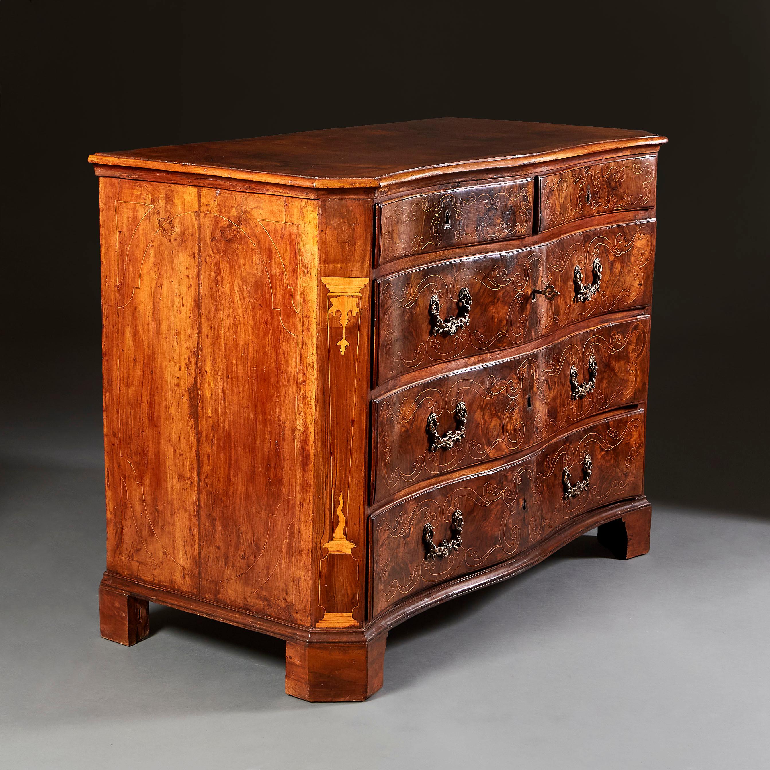 Italian Fine 18th Century Walnut Serpentine Commode