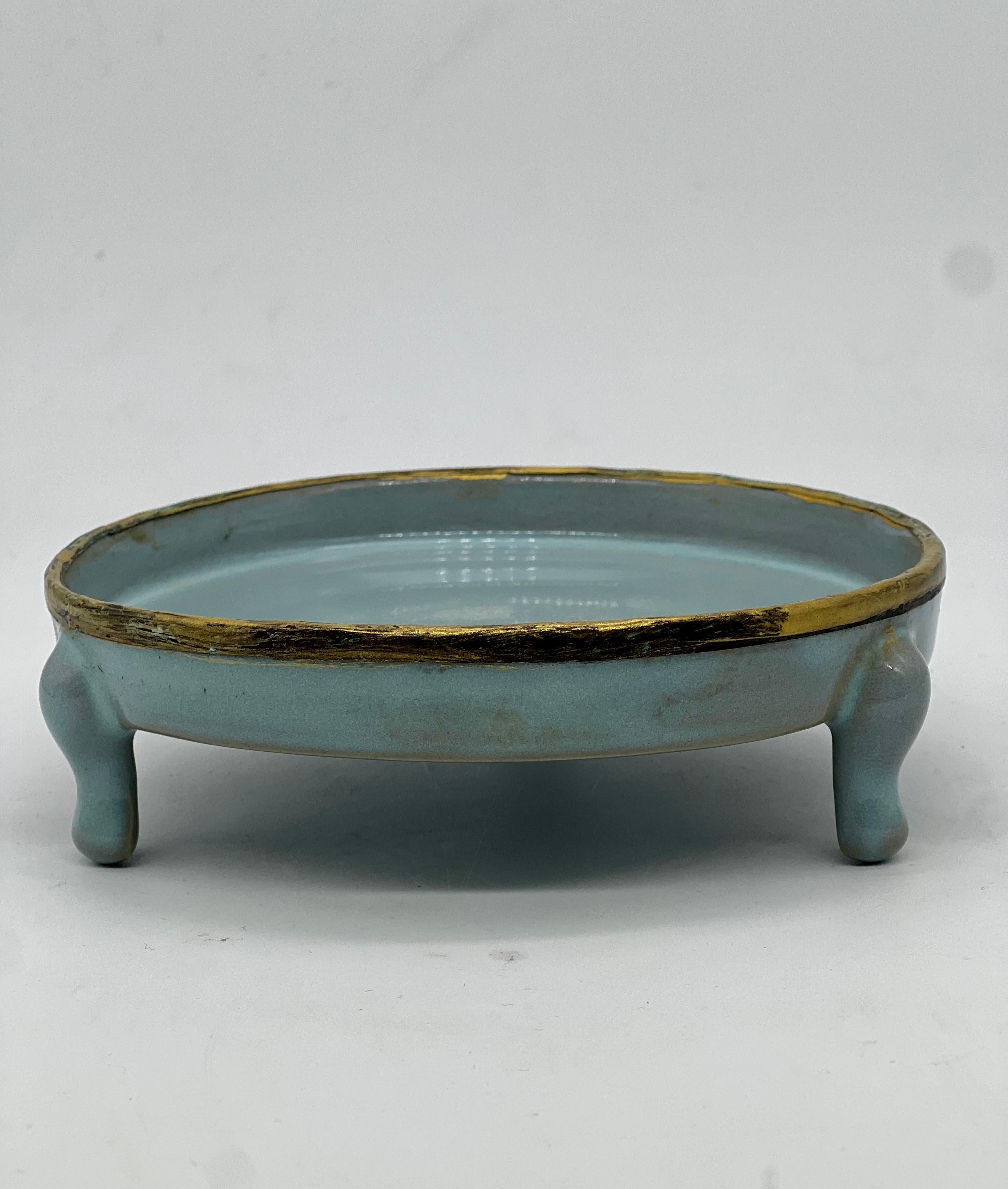 A FINE 19th C CHINESE THREE LEGGED RU WARE PORCELAIN WASHER/STAND.Qing Dynasty. For Sale 6