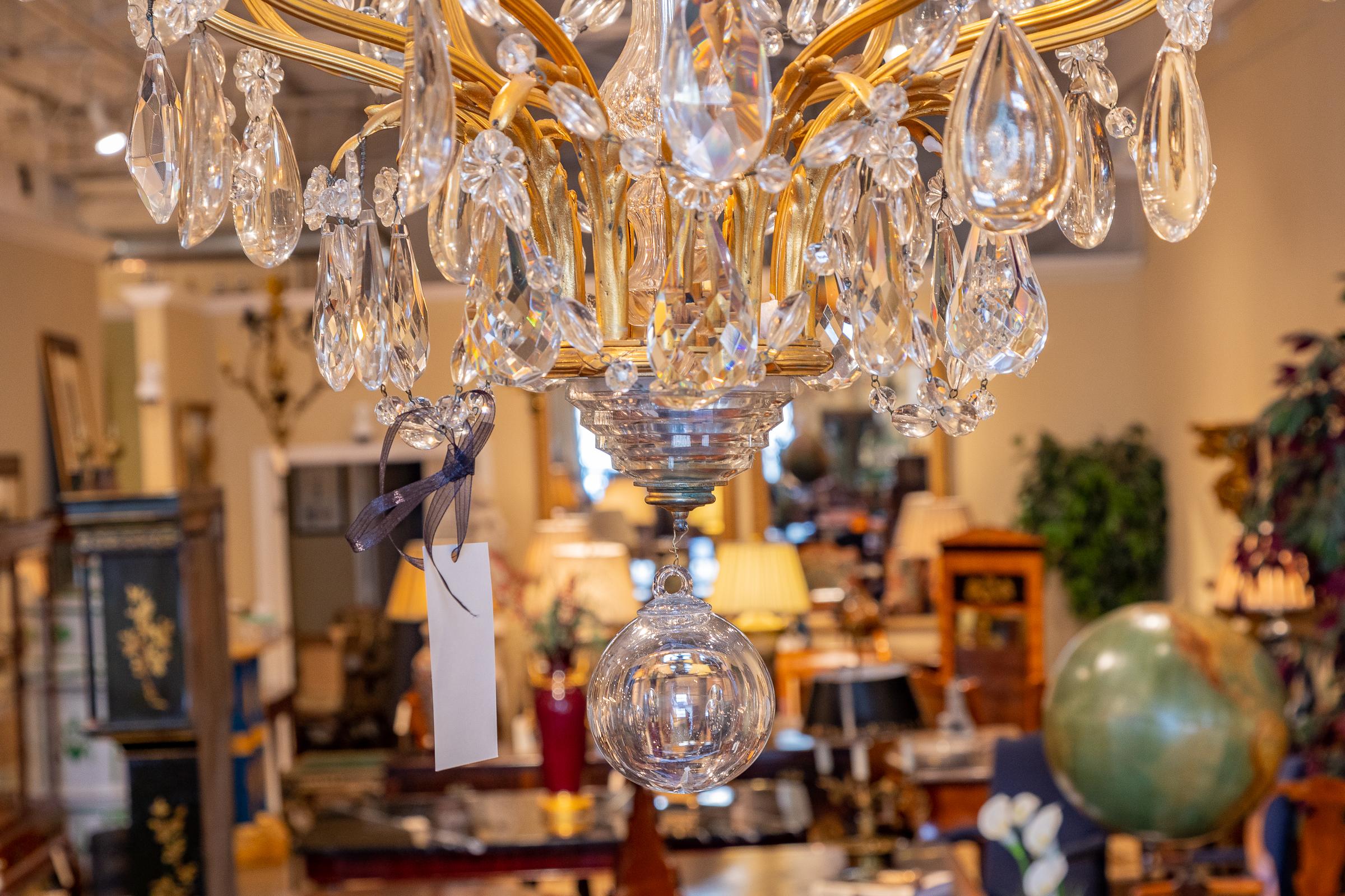 Fine 19th C French Louis XVI Crystal and Gilt Bronze 8 Light Chandelier For Sale 4