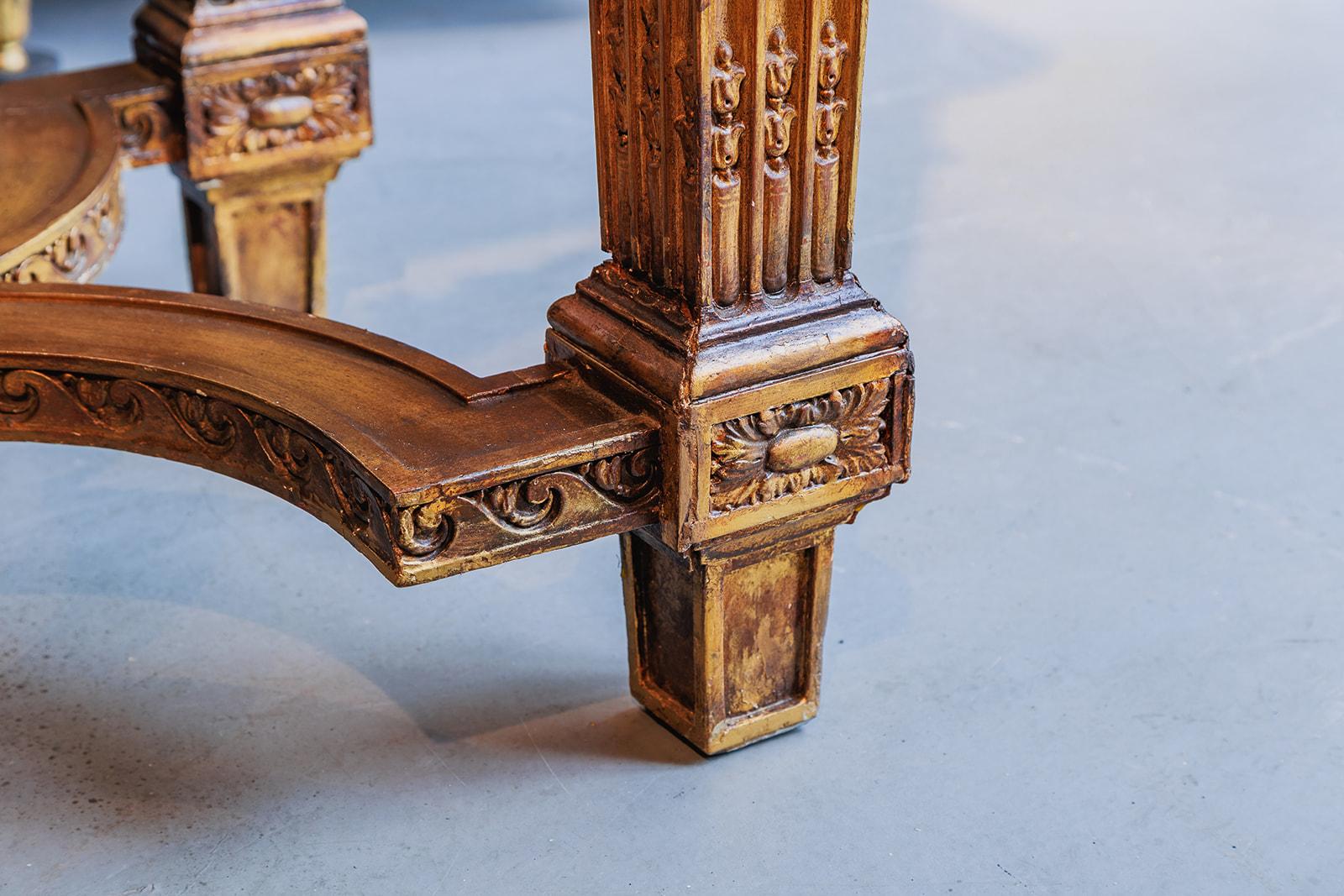 Siena de mármol y madera dorada Luis XVI francesa del s. XIX  consola con tapa de mármol Dorado en venta