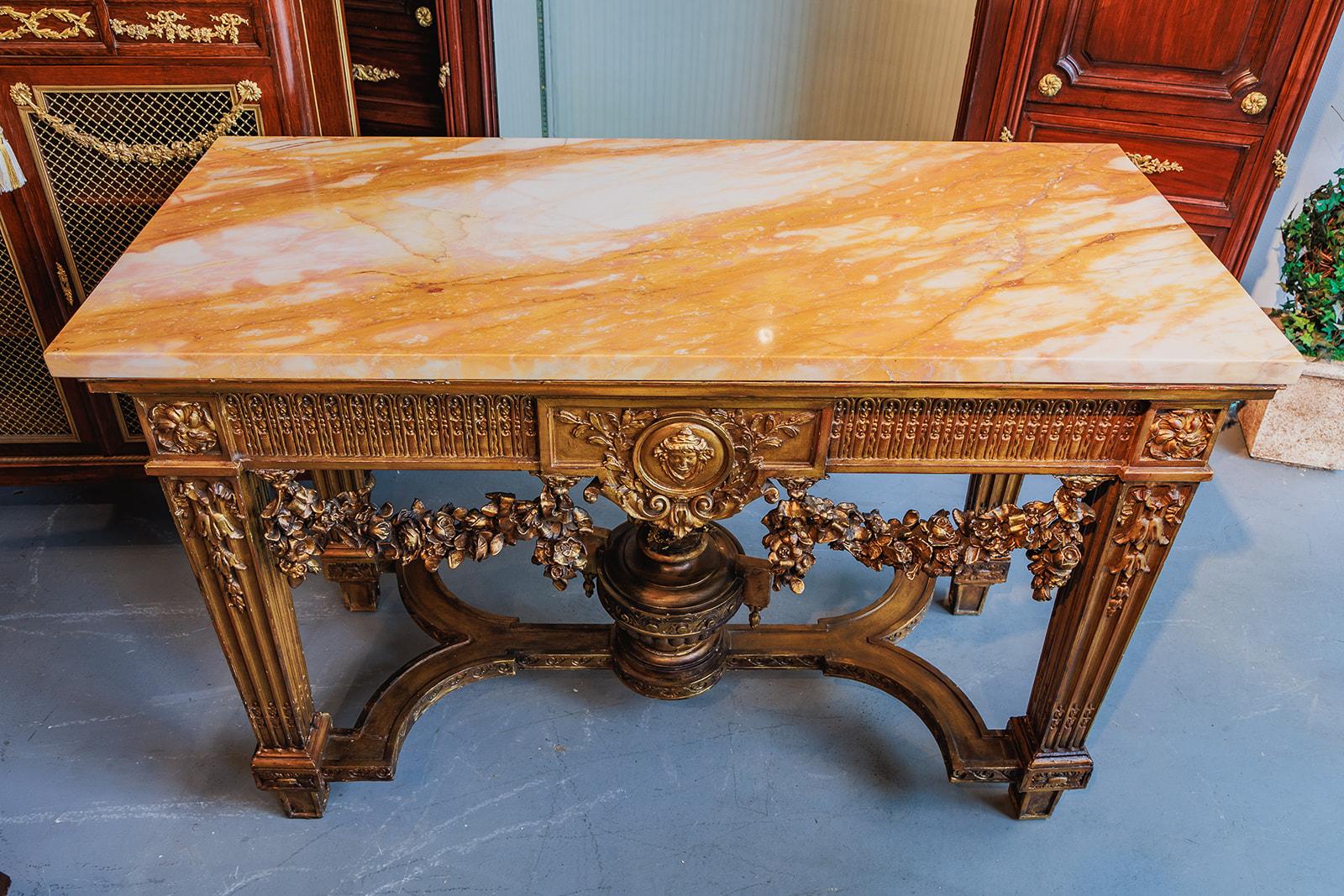 Siena de mármol y madera dorada Luis XVI francesa del s. XIX  consola con tapa de mármol en venta 1