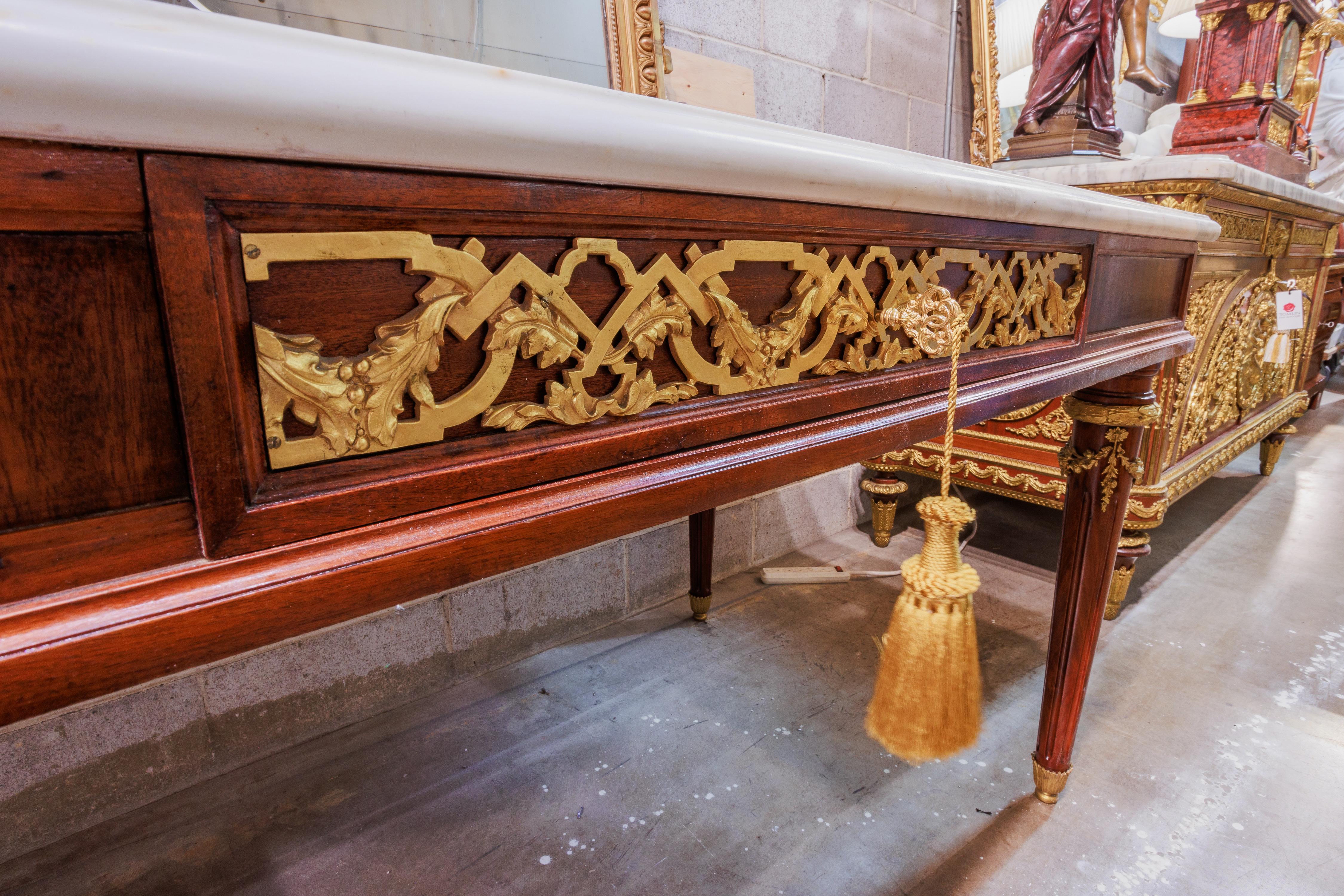19th Century A fine 19th c French Louis XVI mahogany & gilt bronze mounted center hall table For Sale