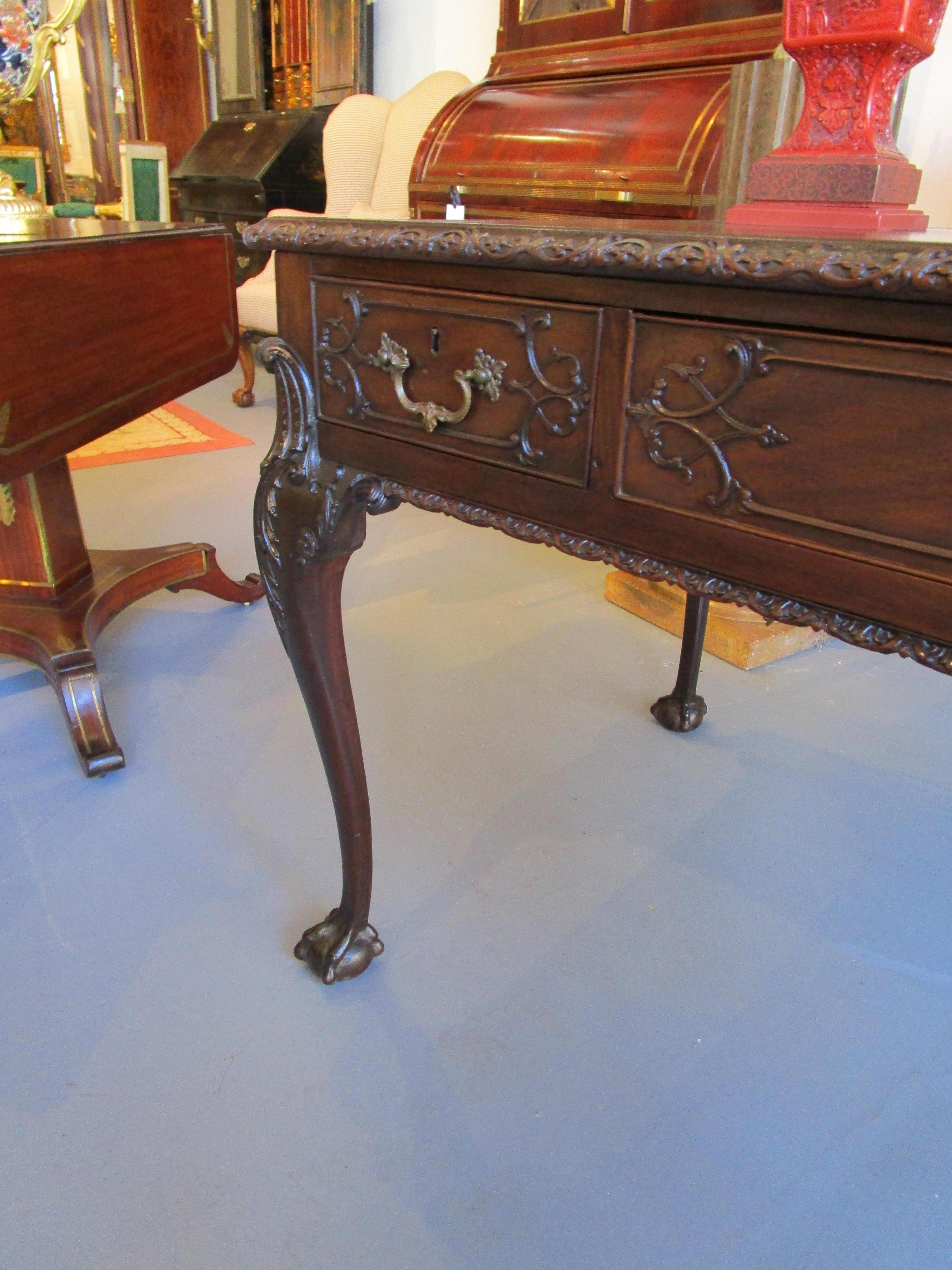 English Fine 19th C Mahogany George 11 Writing Desk in the Manner of William Harllett For Sale