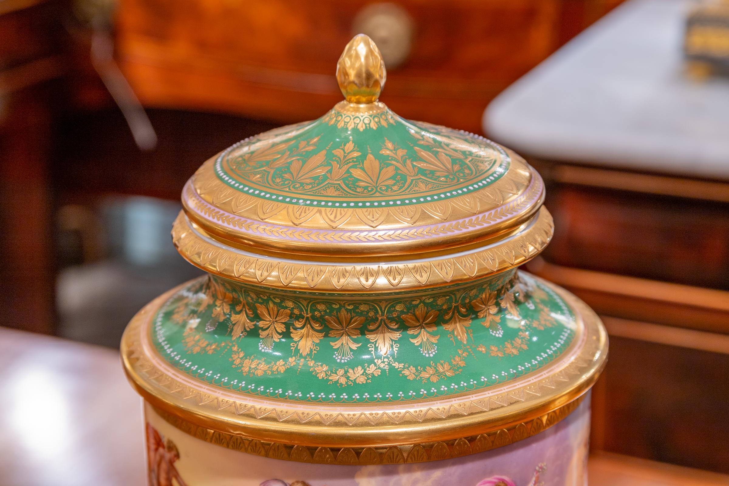 Fine 19th Century Austrian Royal Vienna Porcelain Hand Painted Urn For Sale 3