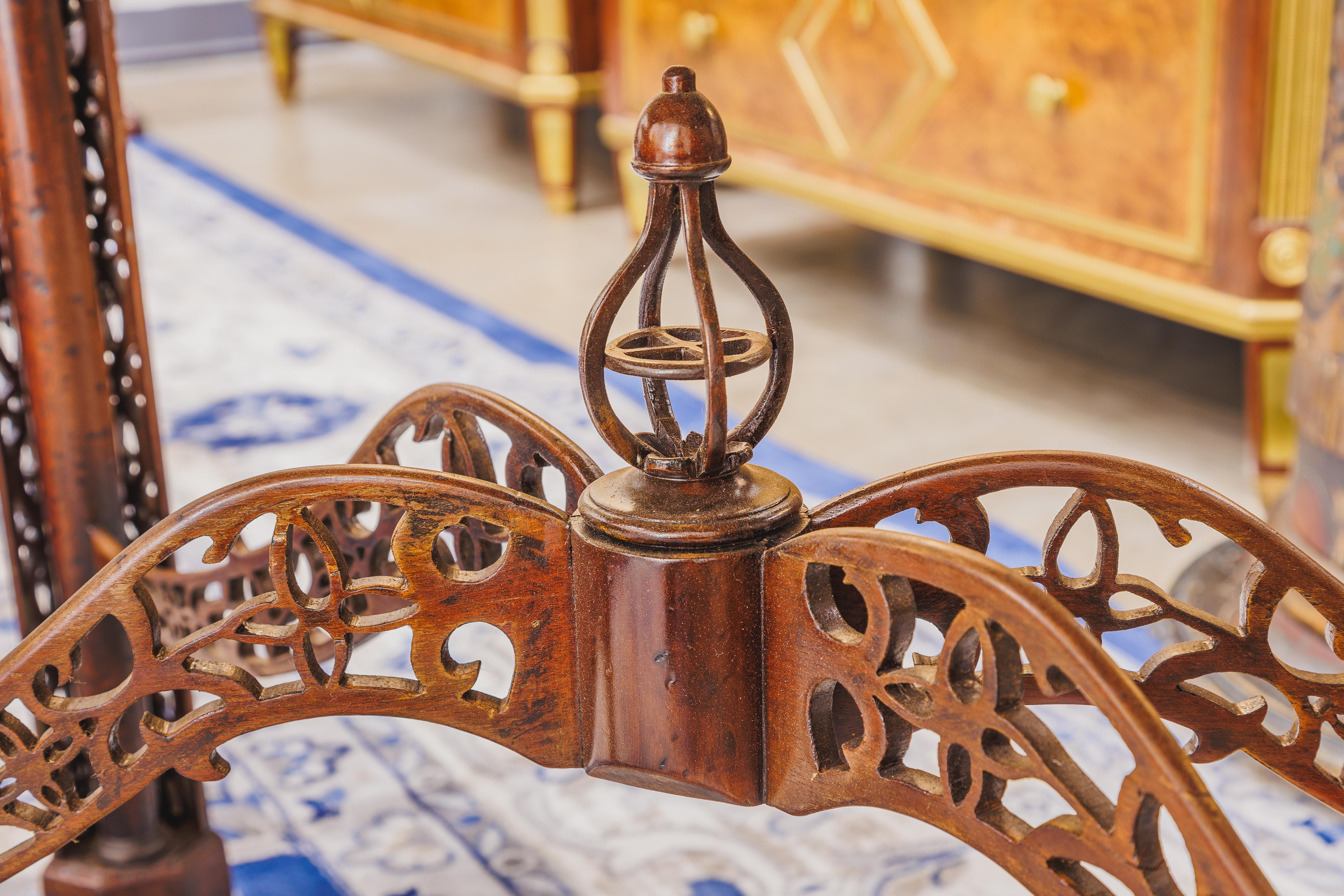 English A fine 19th century Chinese Chippendale mahogany silver table For Sale