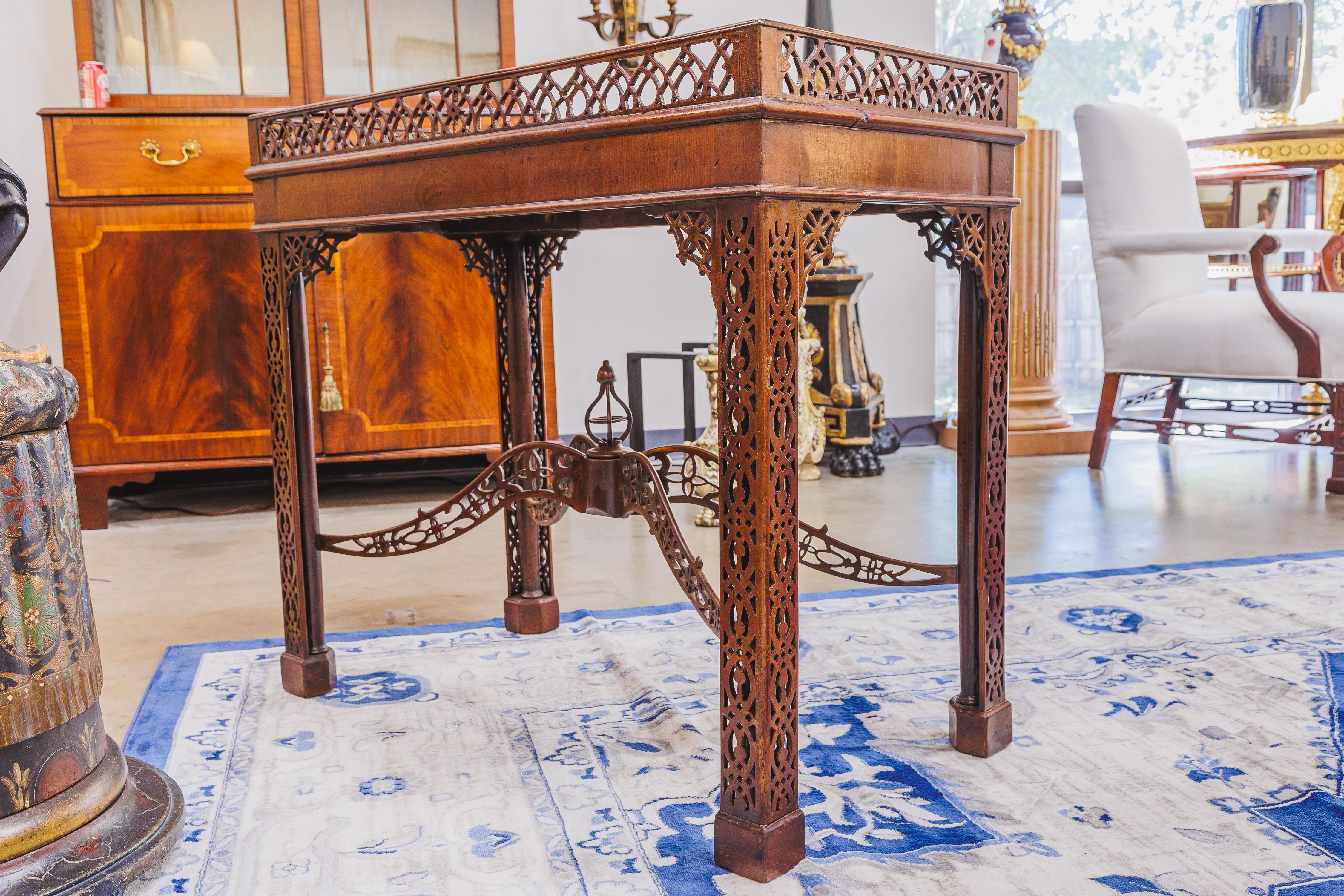 Mahogany A fine 19th century Chinese Chippendale mahogany silver table For Sale