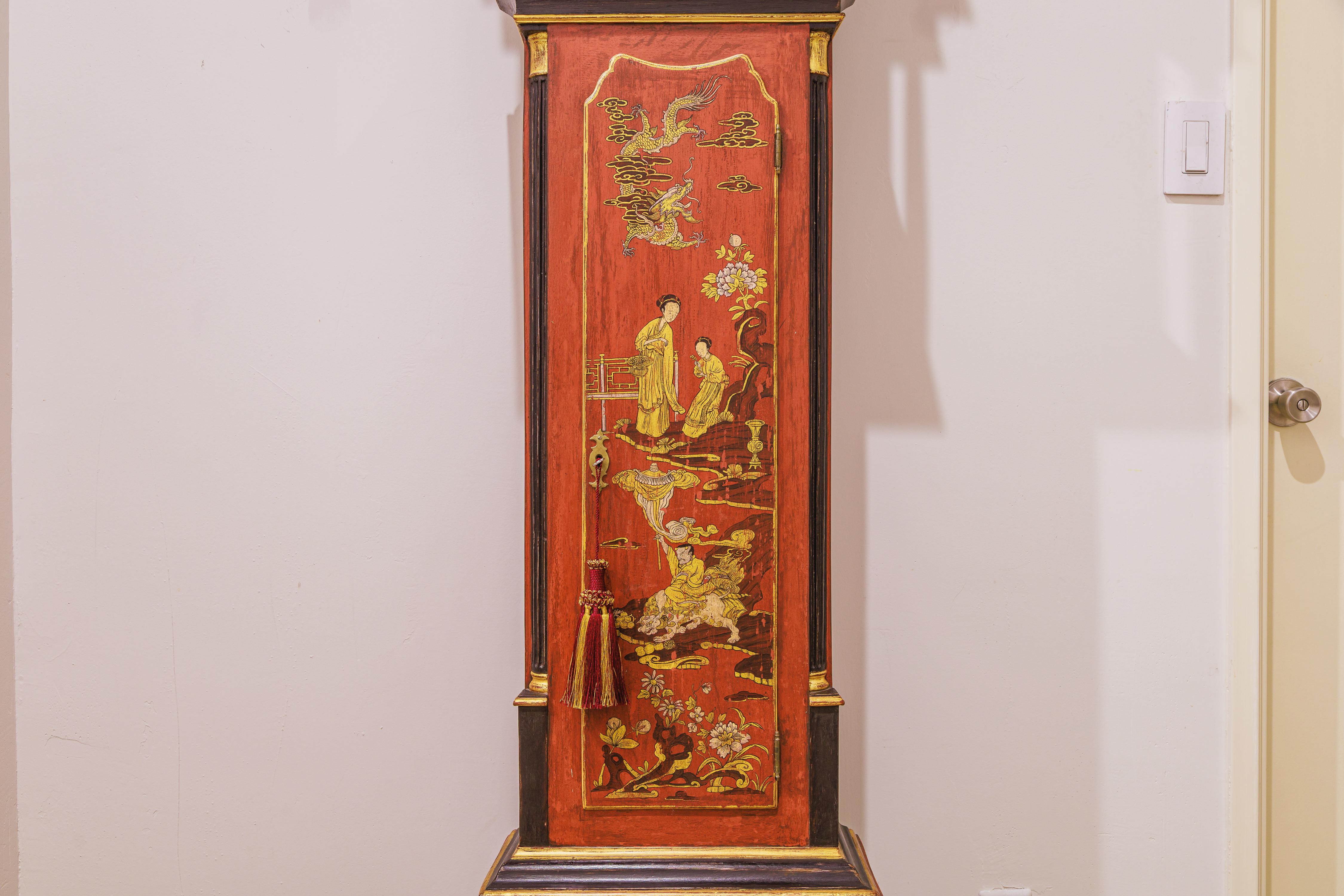 A fine 19th century English red painted Chinoiserie  Grandfather clock In Good Condition For Sale In Dallas, TX
