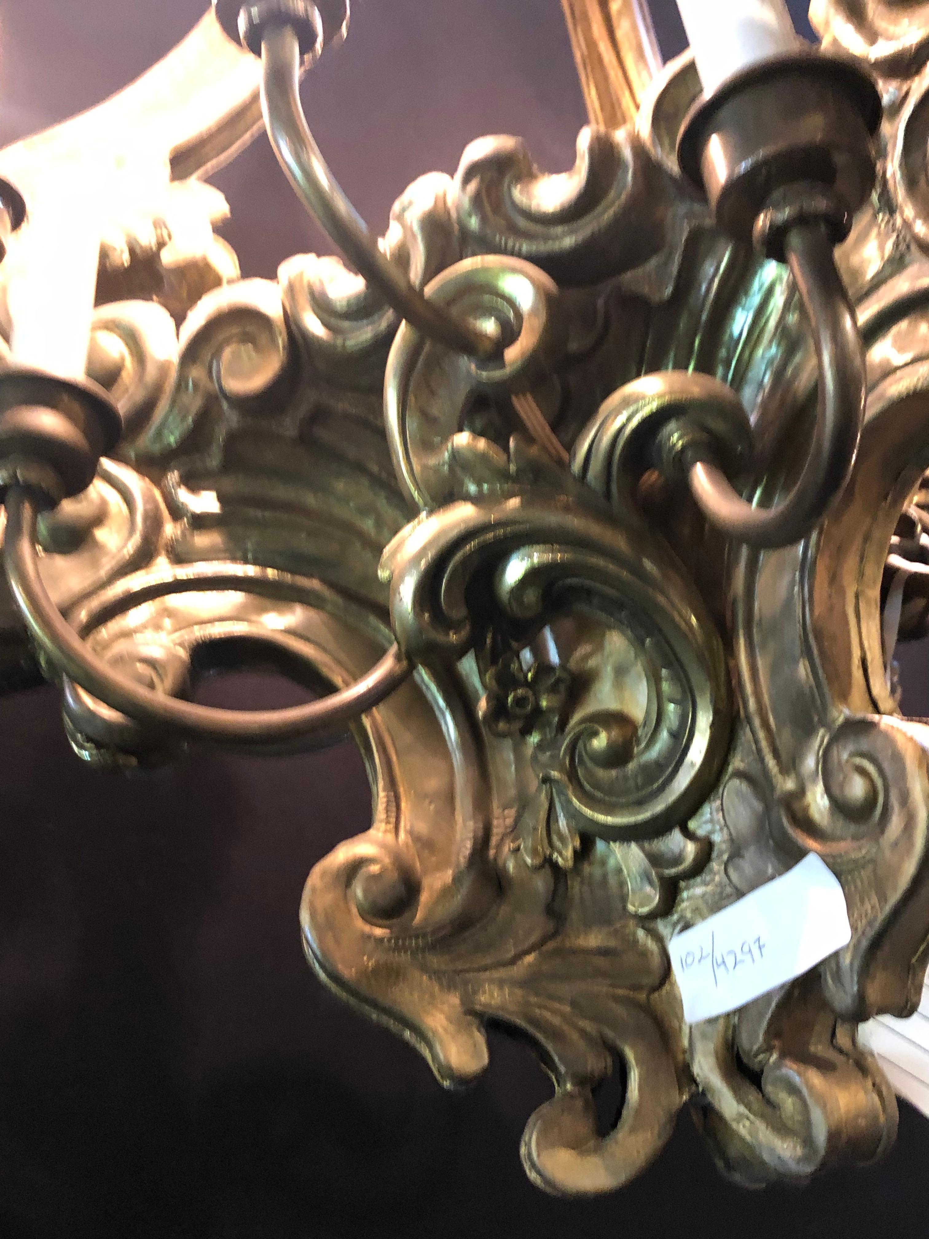 Fine 19th Century French Baroque Style Metal Chandelier (Frühes 20. Jahrhundert)