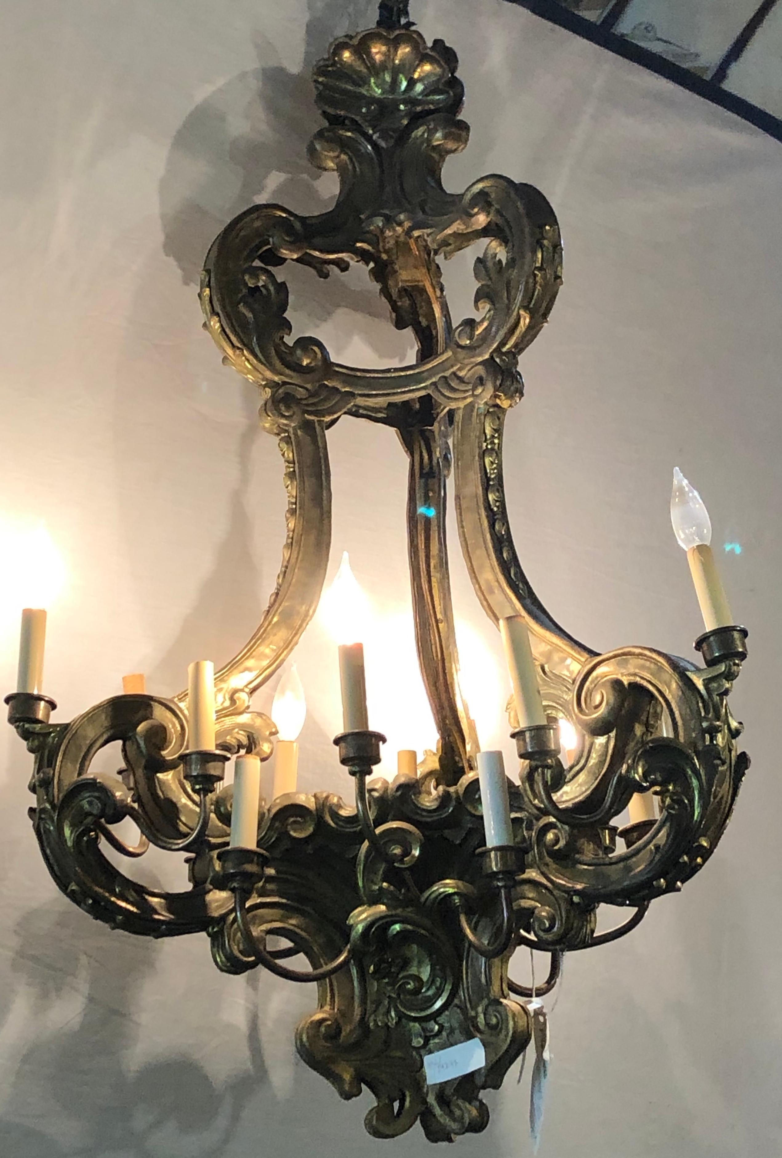 Fine 19th Century French Baroque Style Metal Chandelier (Metall)